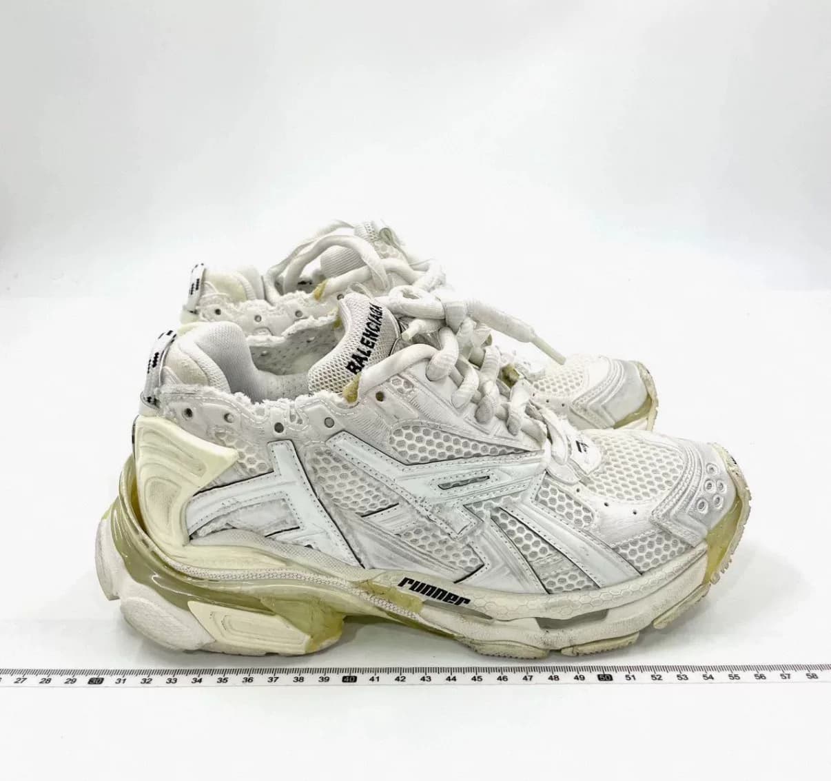 Кроссовки Balenciaga Balenciaga Runner с низким вырезом, сетчатые