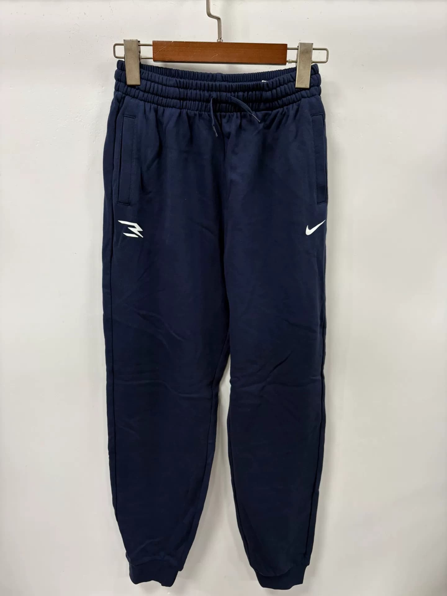 160/66【Слегка поношенный CK017】 Детские брюки Nike из натуральной весенней спортивной ткани