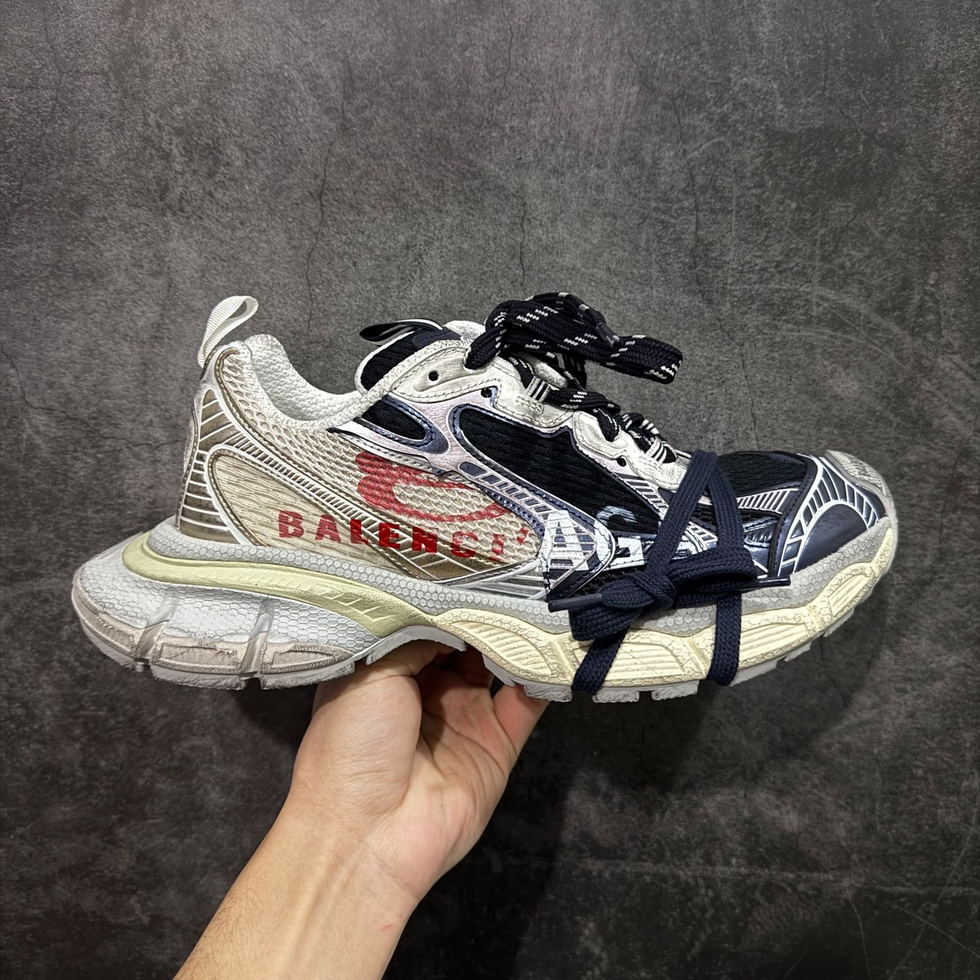 Balenciaga Balenciaga 3XL на шнуровке из сетки
