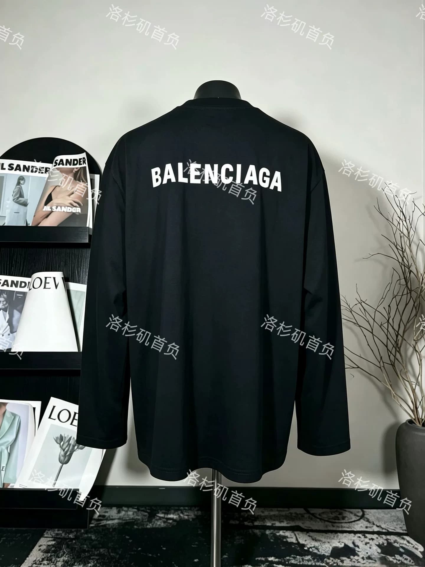 Balenciaga Футболка с длинными рукавами и вышивкой Balenciaga с надписями спереди и сзади для мужчин и женщин с длинными рукавами