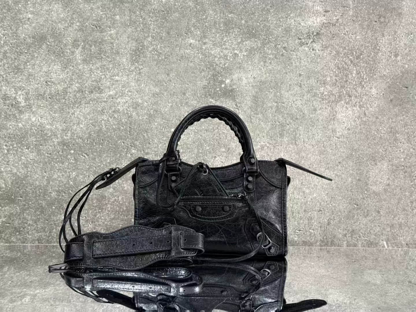 Новая мини-мотоциклетная сумка Balenciaga Le City черного цвета