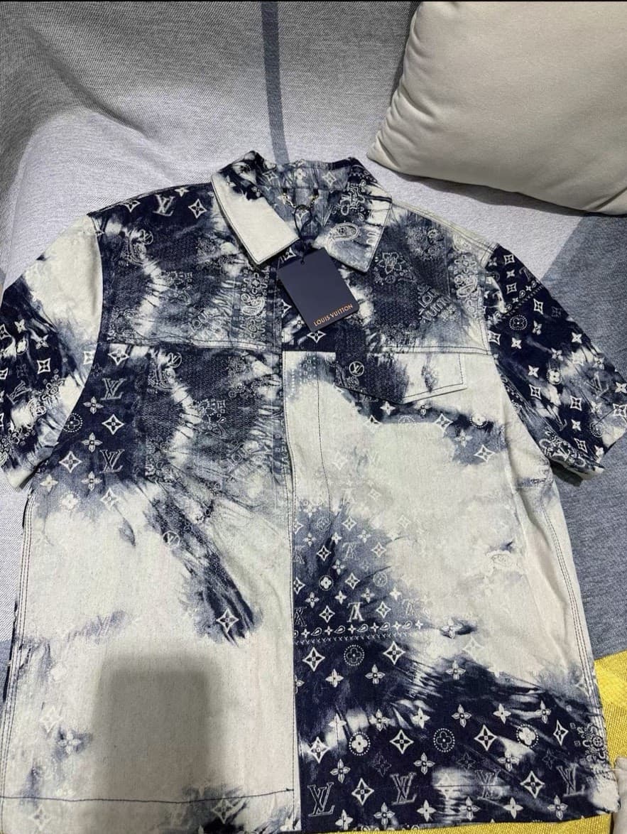 Джинсовая рубашка с короткими рукавами в цветочек кешью LV blue