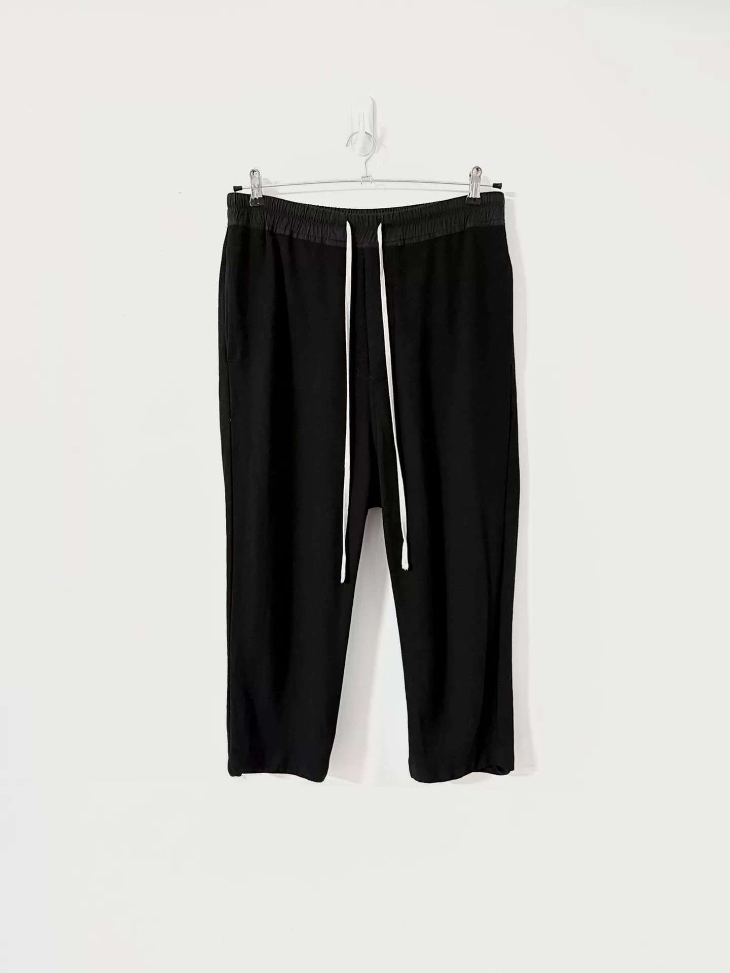 Брюки Rick Owens main line из черной полушерстяной смеси с низкой посадкой на промежности
