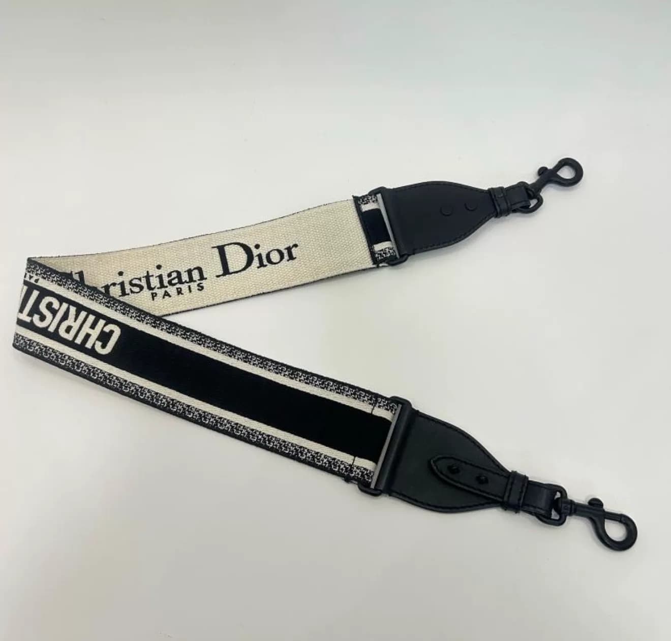 Подлинный DIOR Dior classic wild letter с черной пряжкой на плечевом ремне для женщин, сочетающийся по цвету