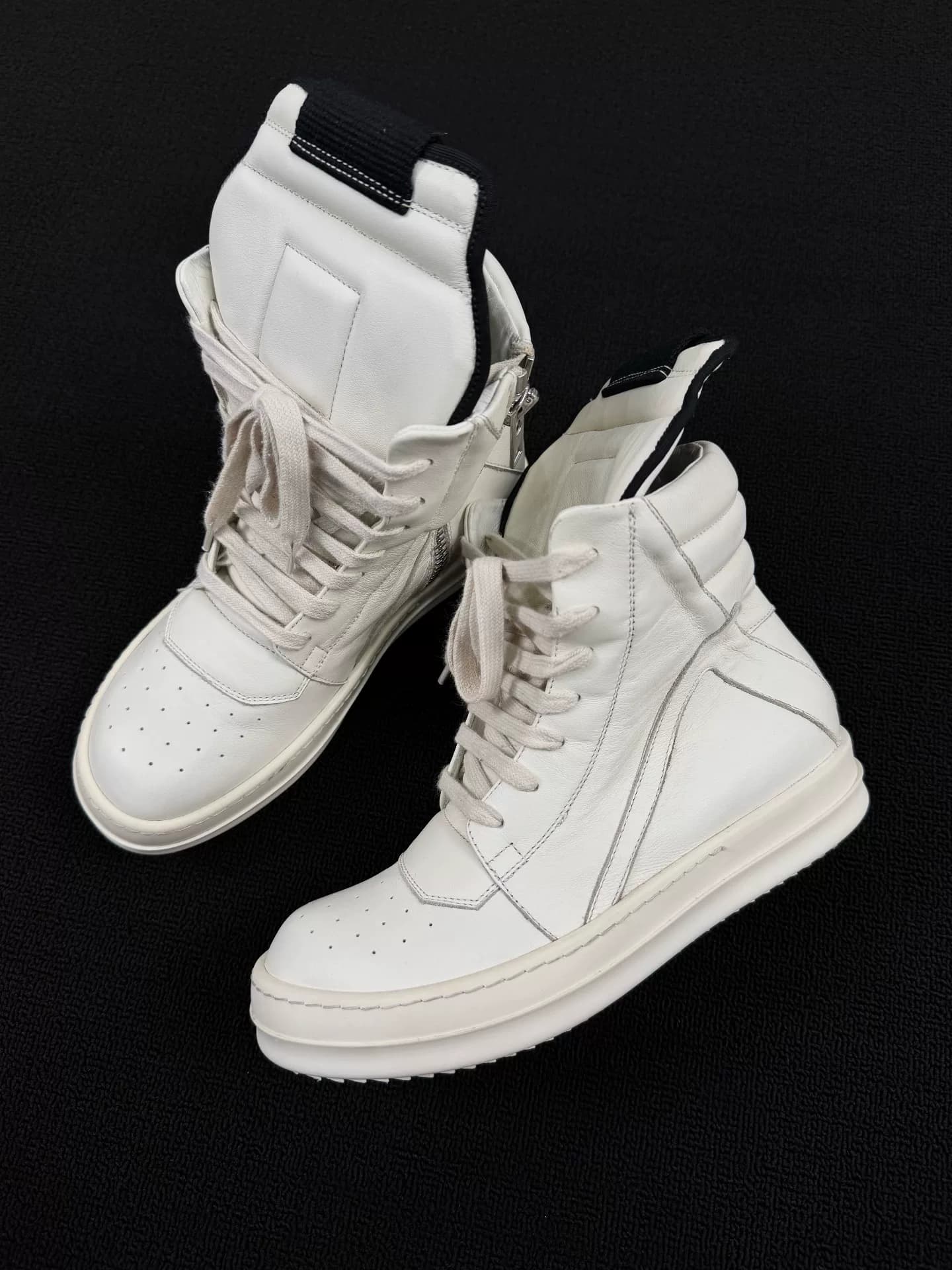 Rick owen main line перевернутый треугольник, белый, размер 36, б/у