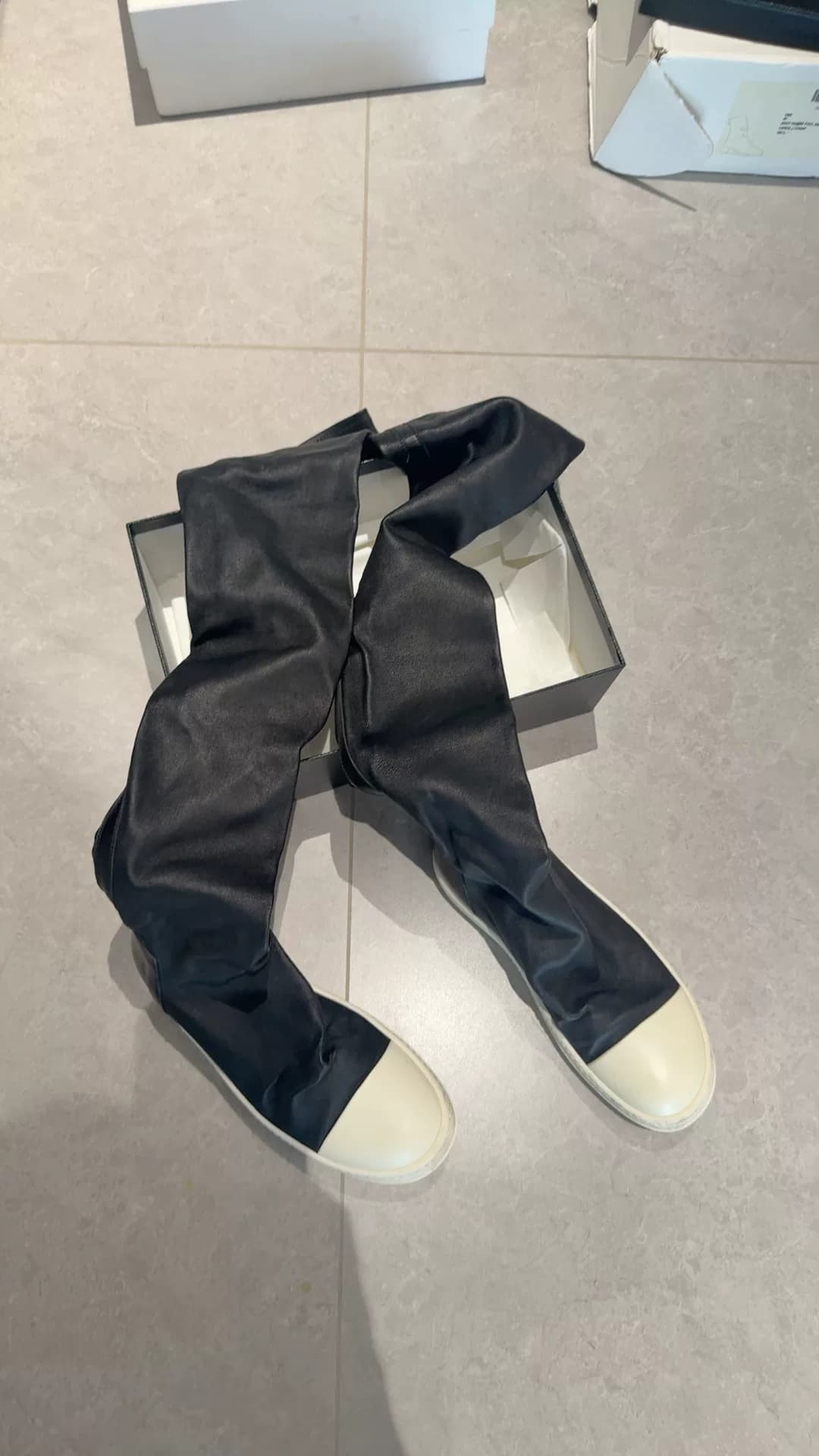 Кожаные ботинки Rick owens из основной линейки 9 Новый носок - это еще и оригинальная цена на кожу