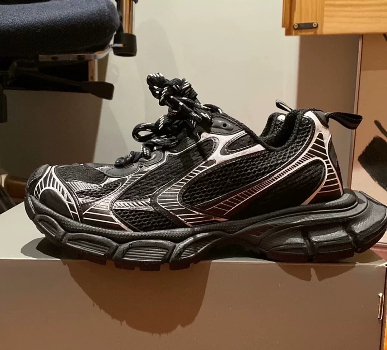 Подлинная папочка на шнуровке Balenciaga Balenciaga 3XL