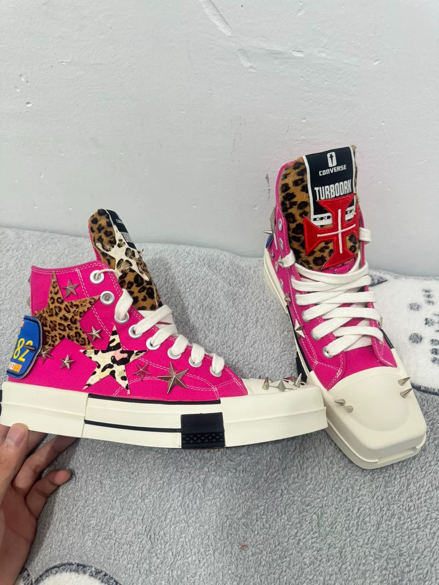 Кроссовки Converse Turbodrk rose red с квадратной головкой в стиле панк ручной работы