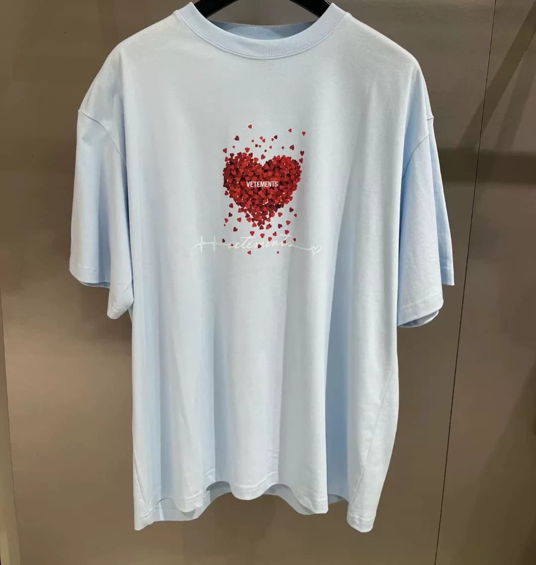 Футболка с коротким рукавом с принтом VETEMENTS design sense love