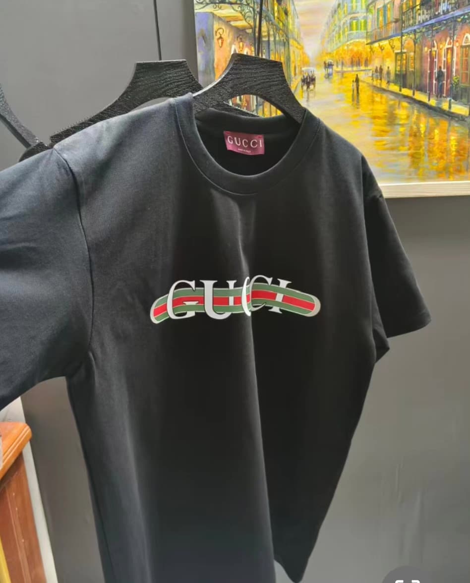 Что увидел Дингуан на реальном снимке, что у него получилось, GUCCI Gucci design sense, модная новинка, круглый вырез с принтом