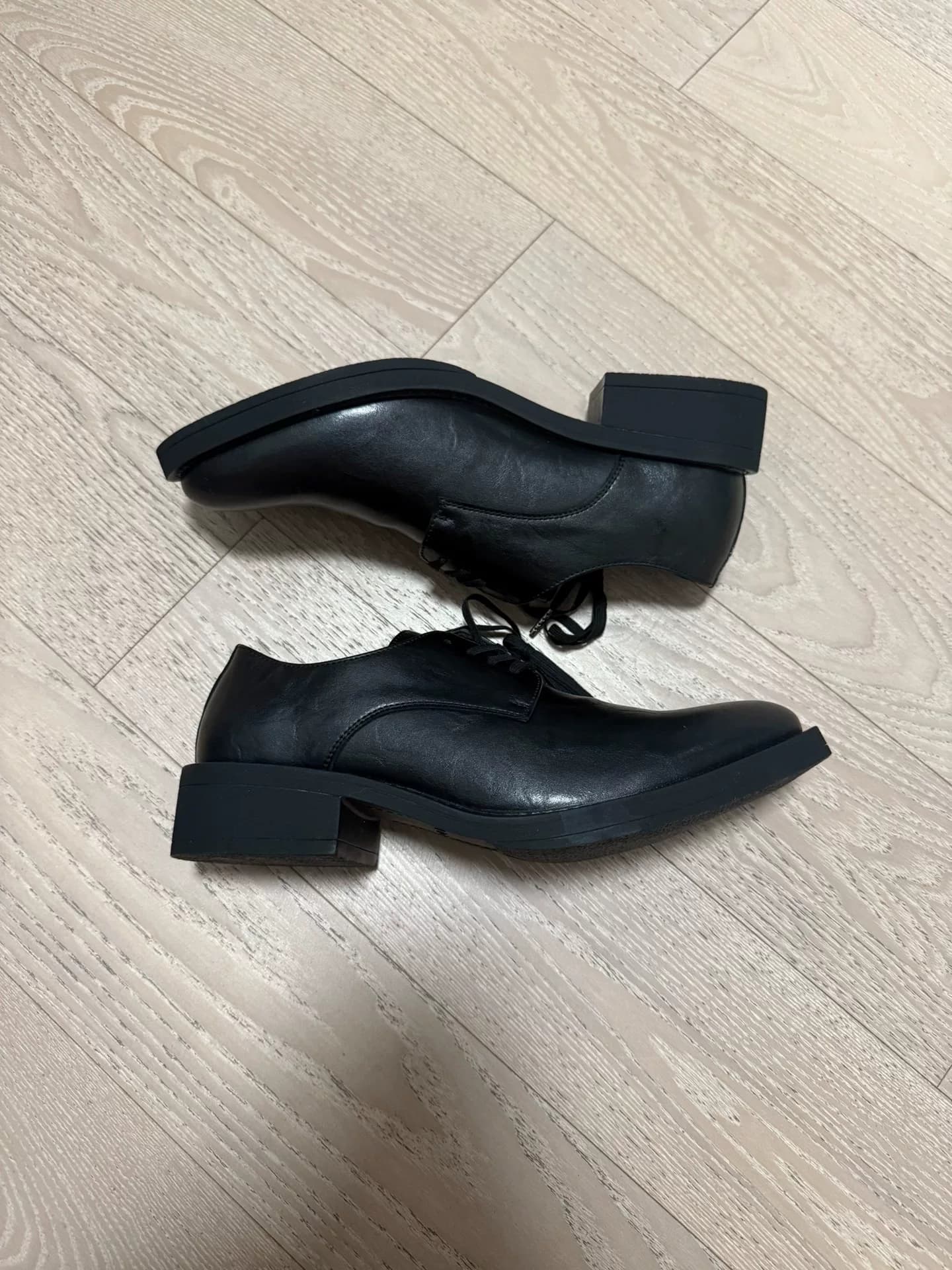 ботинки prada flat wizard 41-го размера слишком велики для nike42
