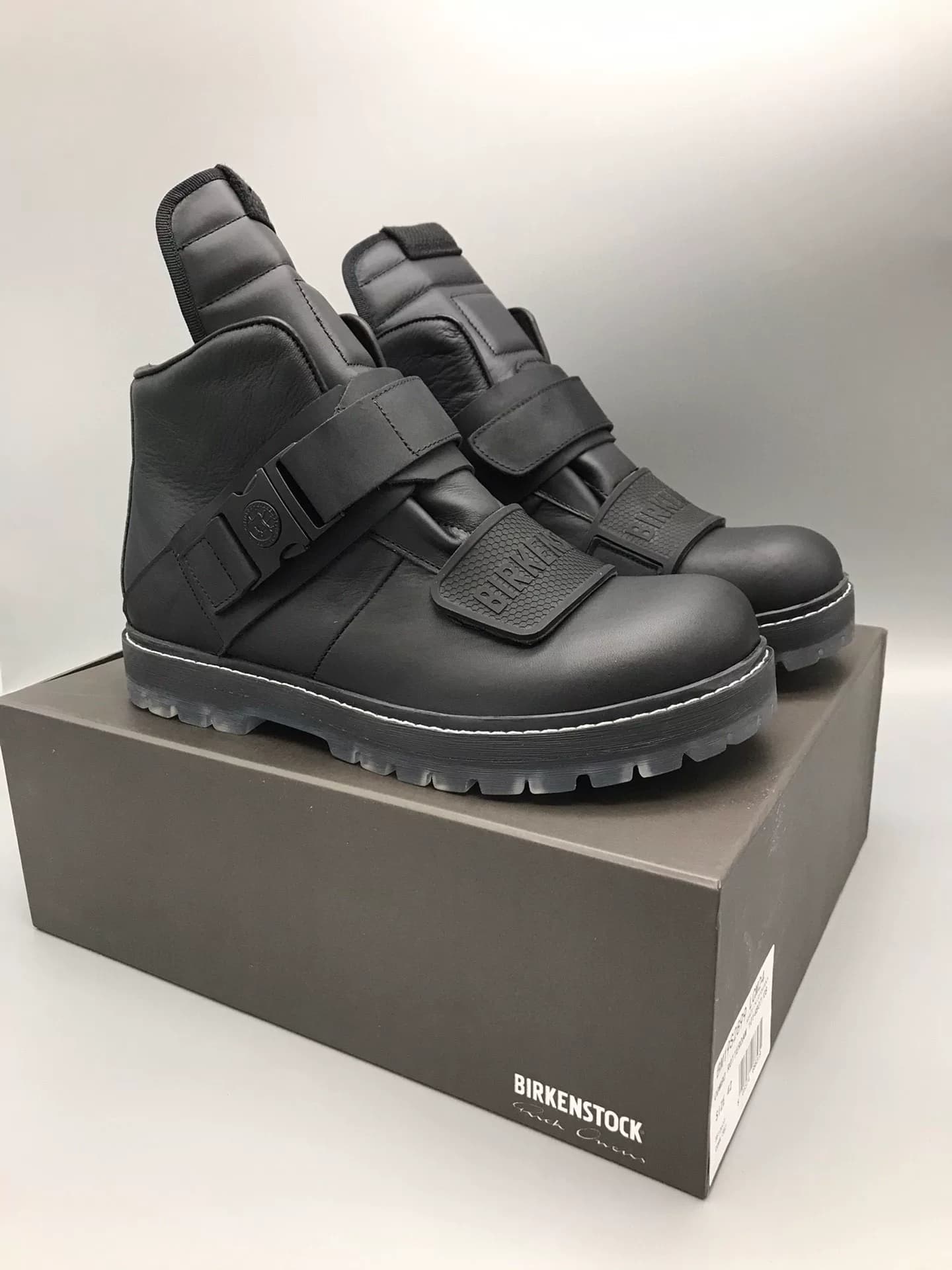 Высококачественная кобрендинговая продукция Rick owens от birkenstockRo