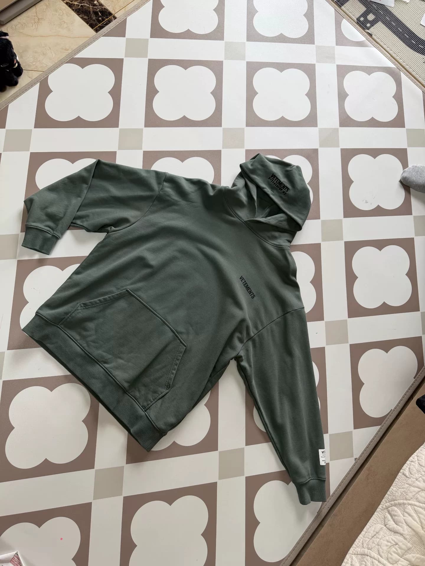 Мужской свитер с капюшоном VETEMENTS, размер S, серо-зеленый