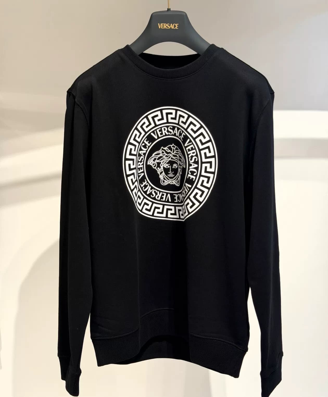 Свитер с круглым вырезом и логотипом Versace Versace Black Medusa