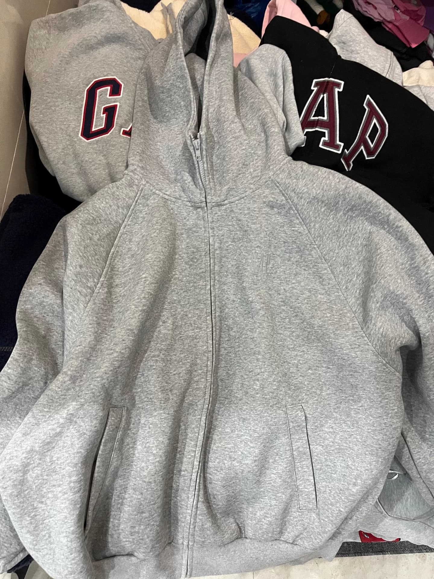 новая натуральная мужская и женская куртка одинакового фасона gap xl-3xl