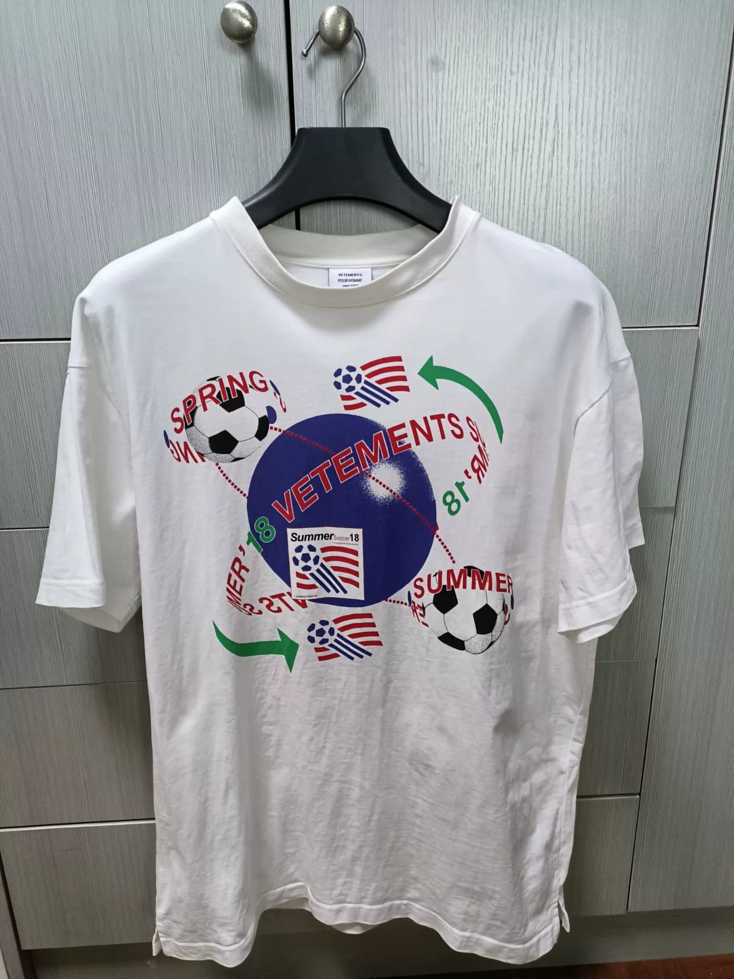 Мужская футболка VETEMENTS с коротким рукавом, белая, размер M, принт на груди, 100%