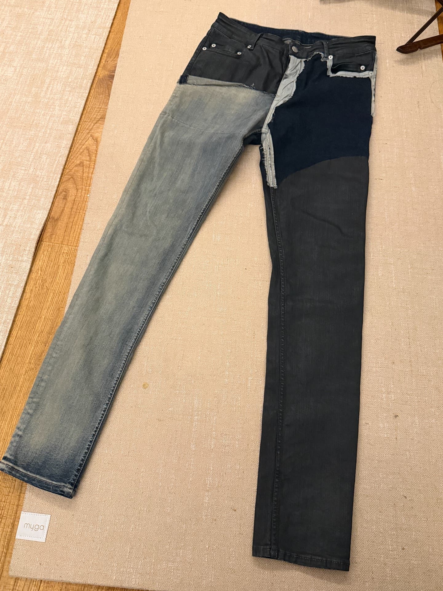 Джинсы Rick Owens 19ss с деконструированной строчкой, слегка эластичные