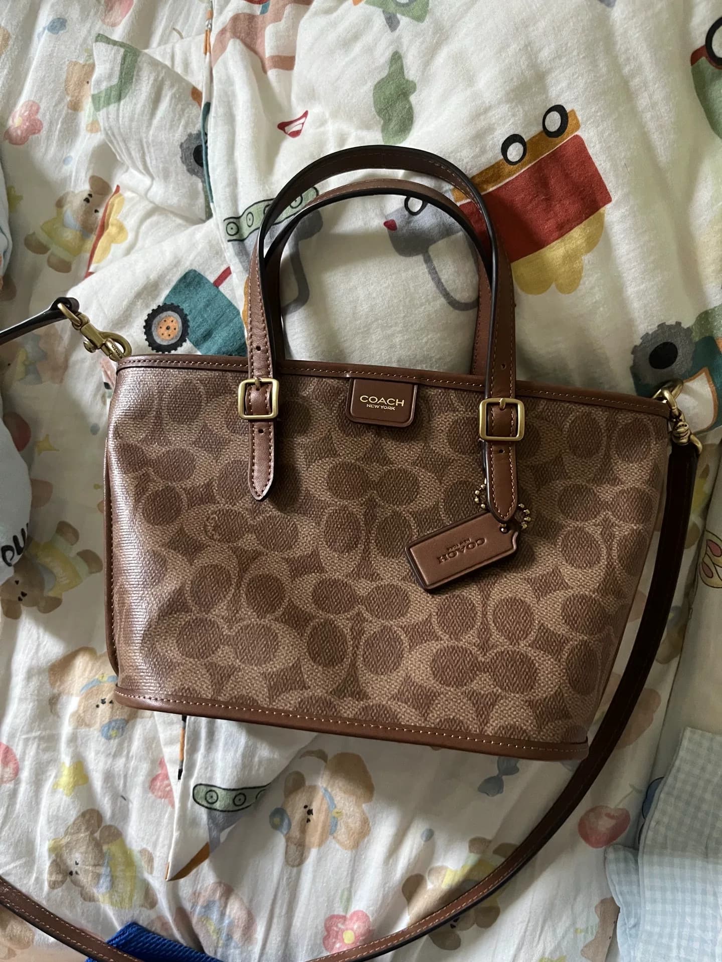 Женская сумка-мессенджер COACH/Тренер с классическим логотипом TAXI No. 21 Tote Messenger через плечо