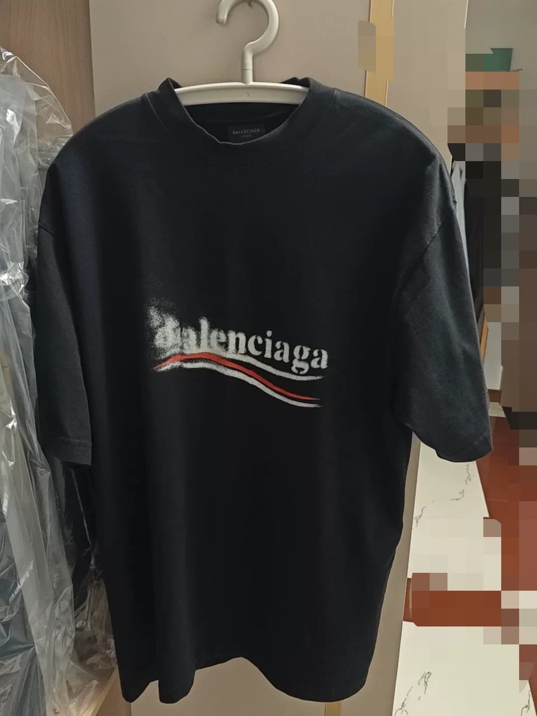 Balenciaga Баленсиага пушистая черная футболка Cola с короткими рукавами для мужчин и женщин