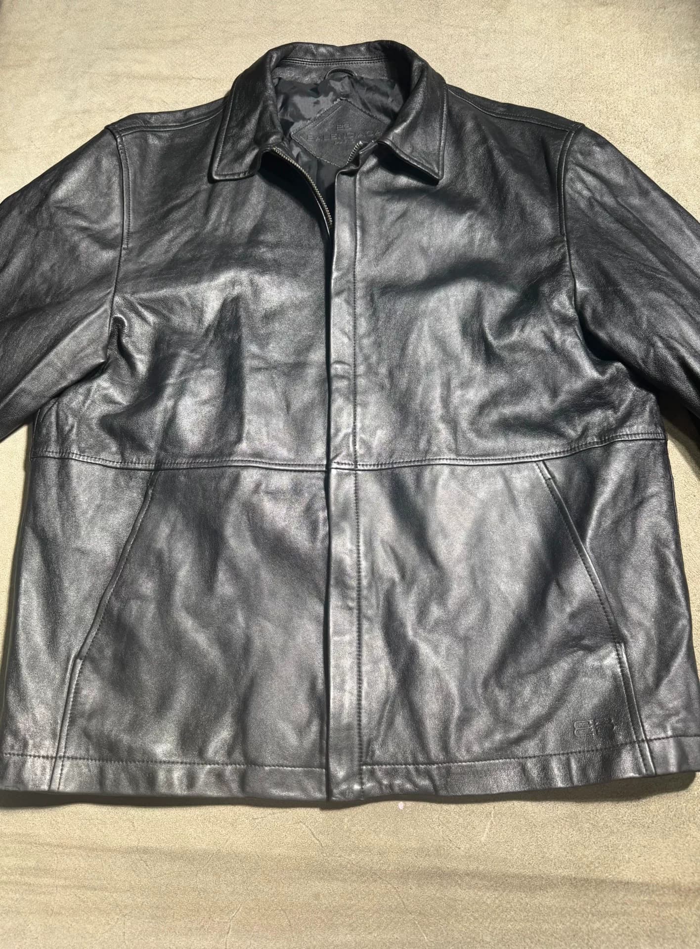 Balenciaga Мужская кожаная куртка Balenciaga из натуральной кожи