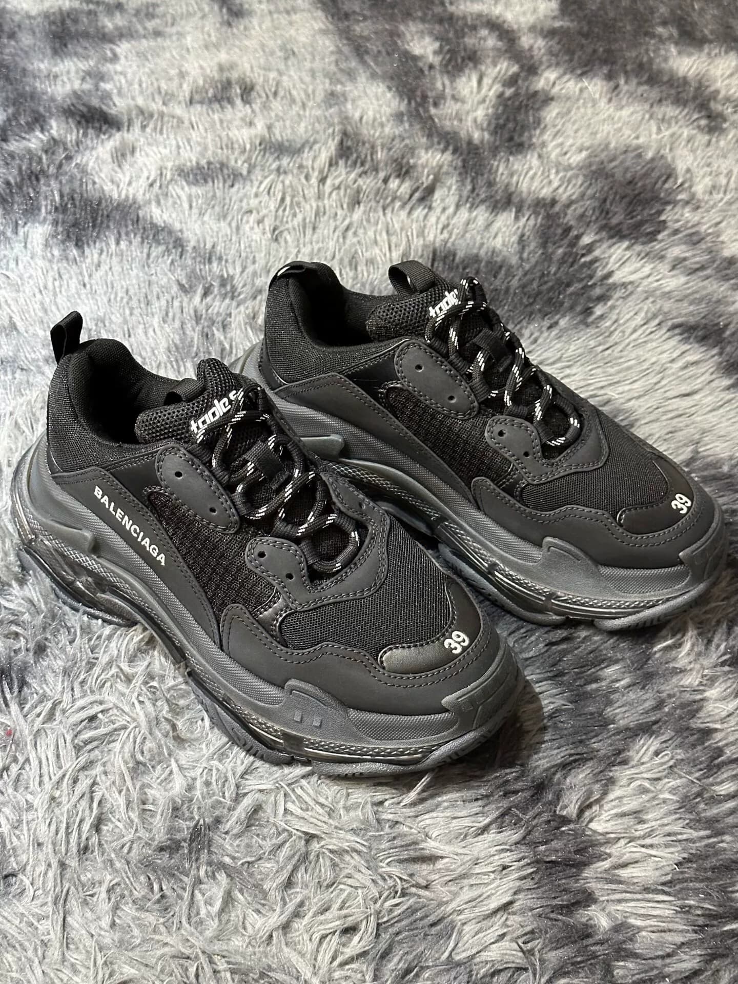 Balenciaga Balenciaga Triple S Новый