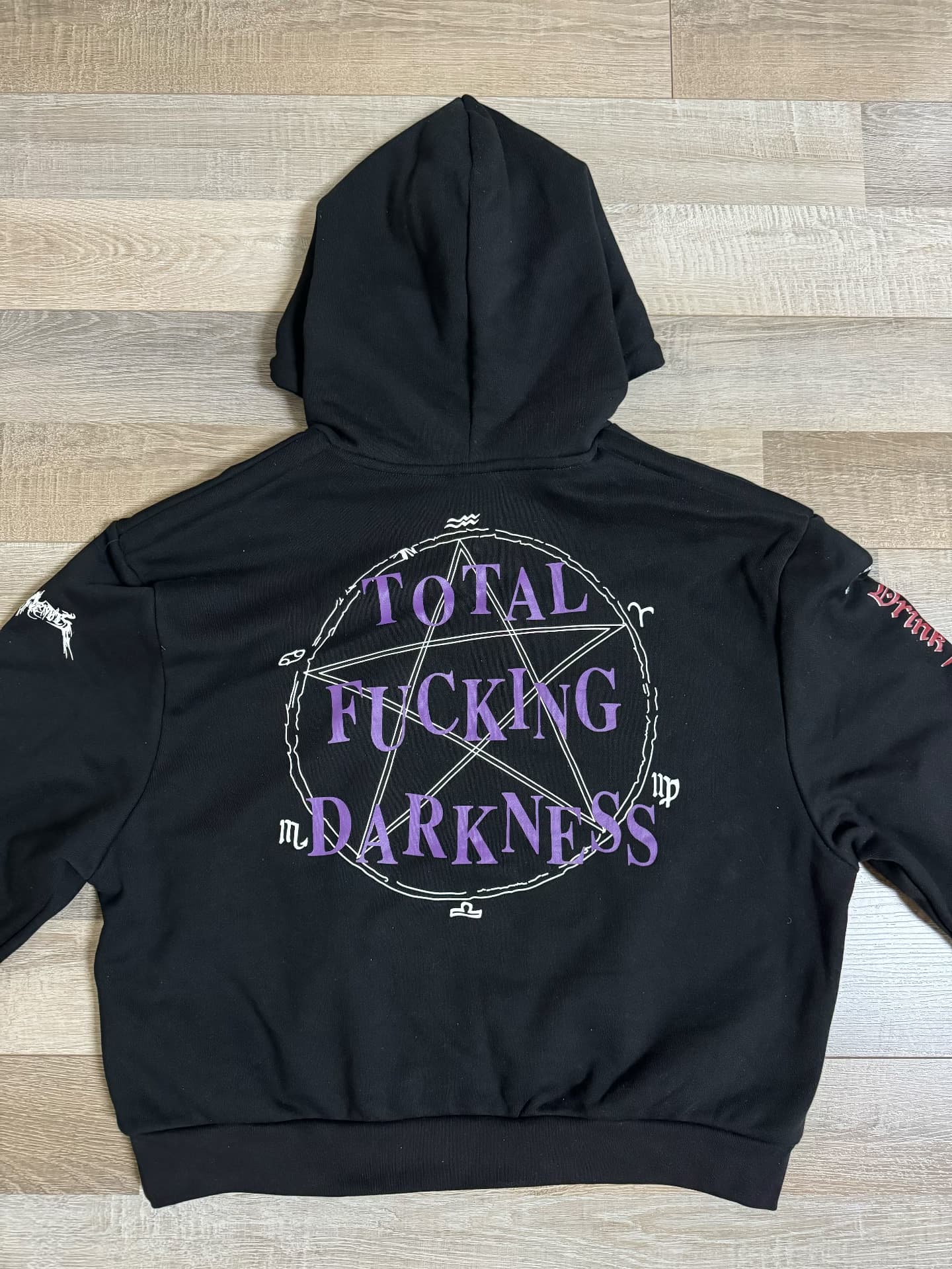 Короткий свитер VETEMENTS VTM с пятиконечной звездой и подплечниками, размер L, цвет: Без застежки, когда он совсем новый: Рисовая свиная рулька Sima…