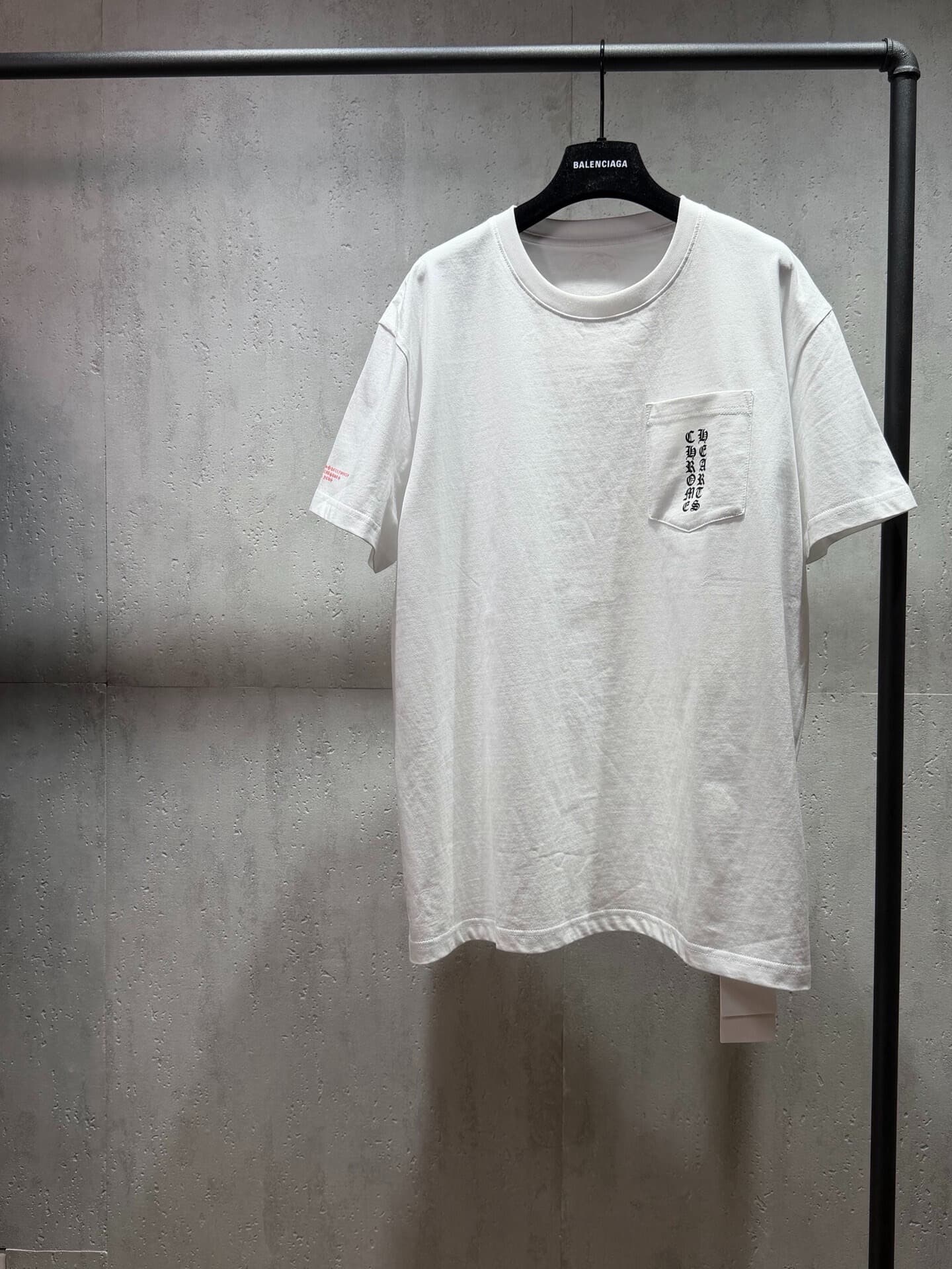 Розовая футболка с короткими рукавами Chrome Hearts Sanskrit
