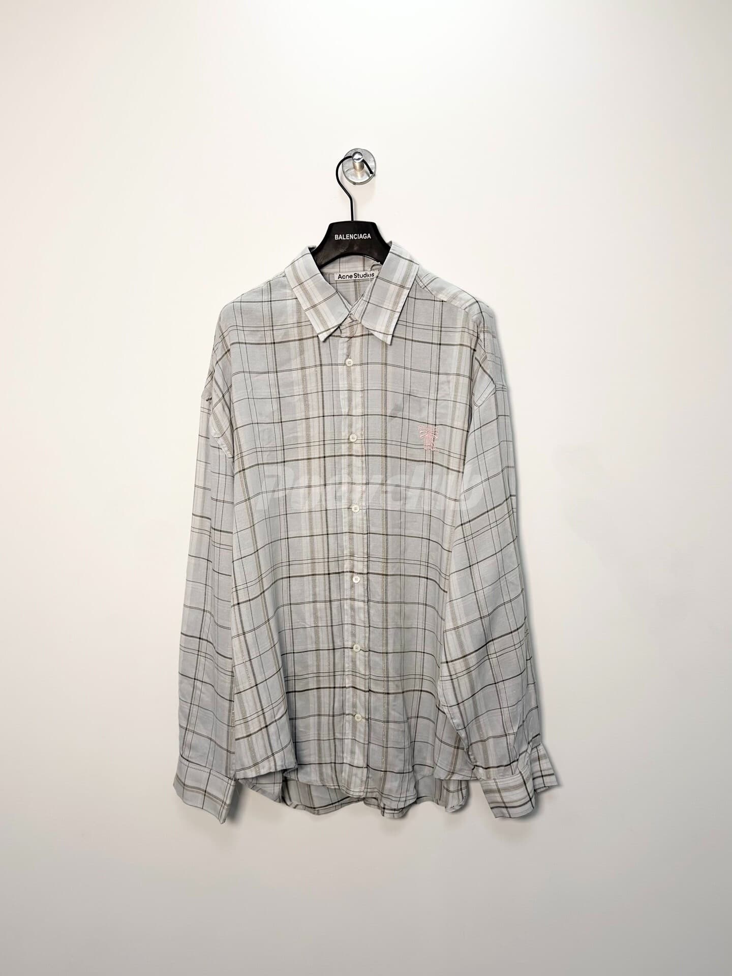 Acne Studios 26 с вышивкой повседневного банта в клетку