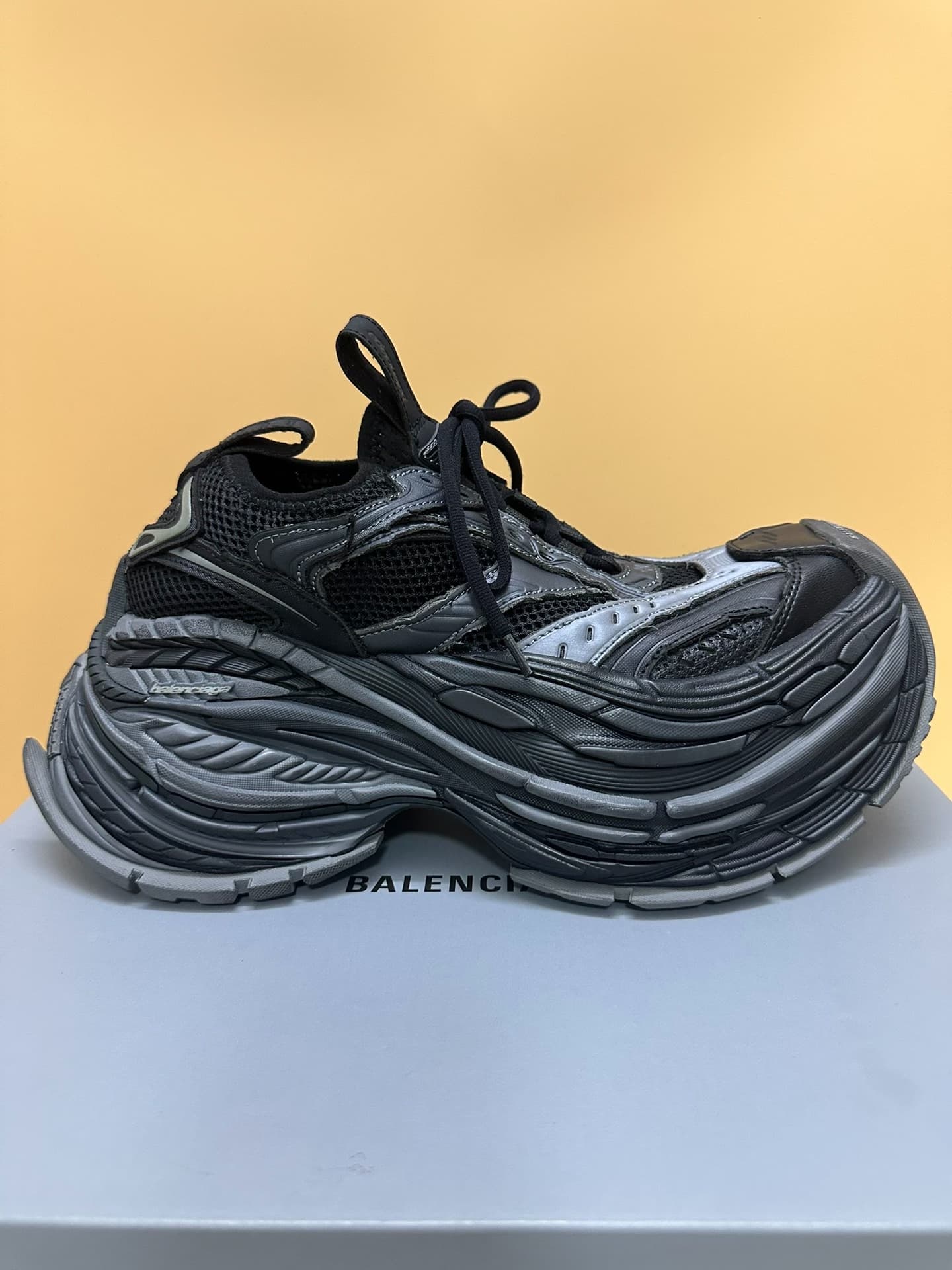 Balenciaga Баленсиага 16XL на платформе R