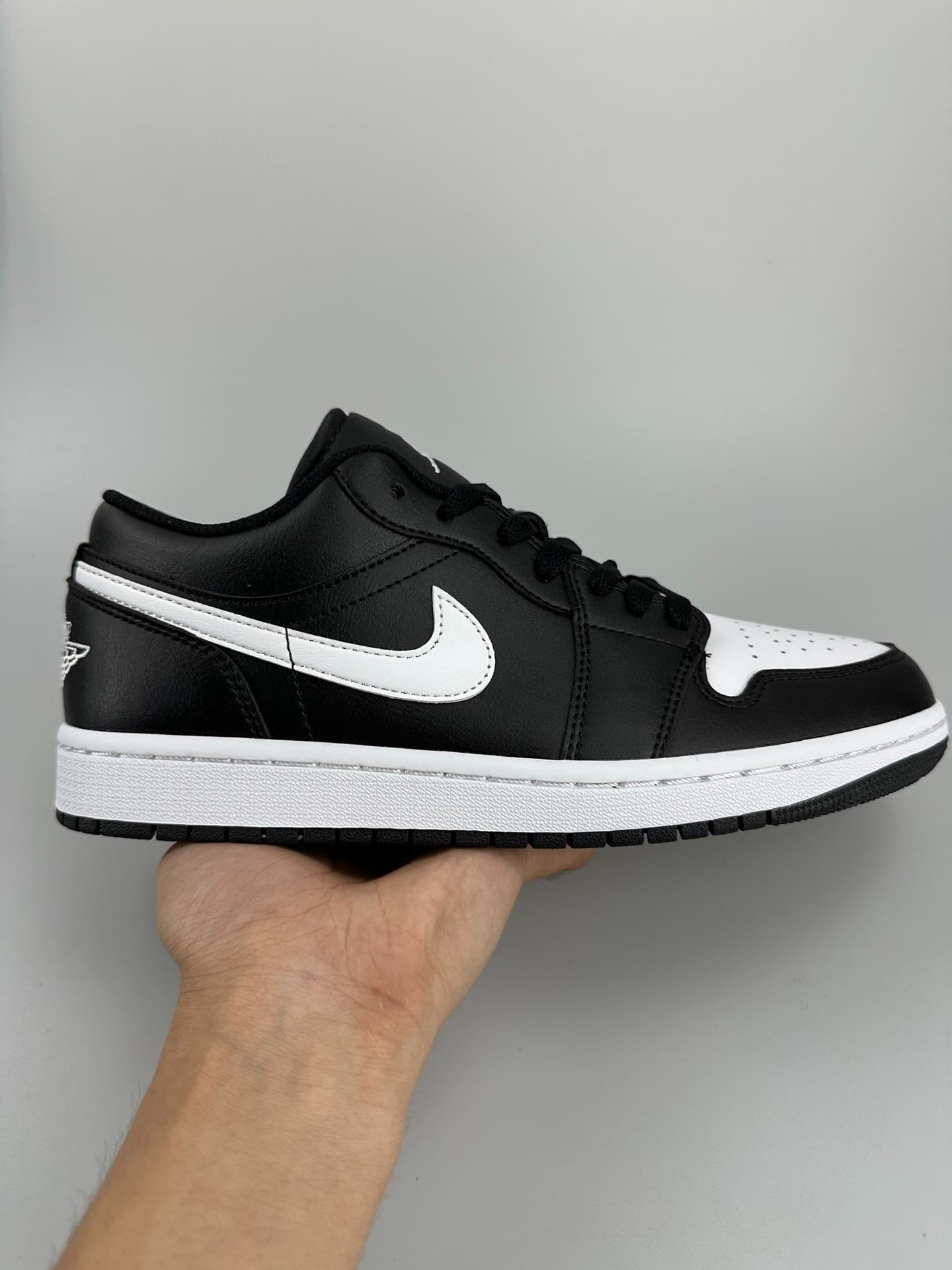 Совершенно новые кроссовки AJ1 Low с низким берцем, черно-зеленая/сине-черная/бело-синяя/бело-зеленая цветовая гамма, мужские и женские