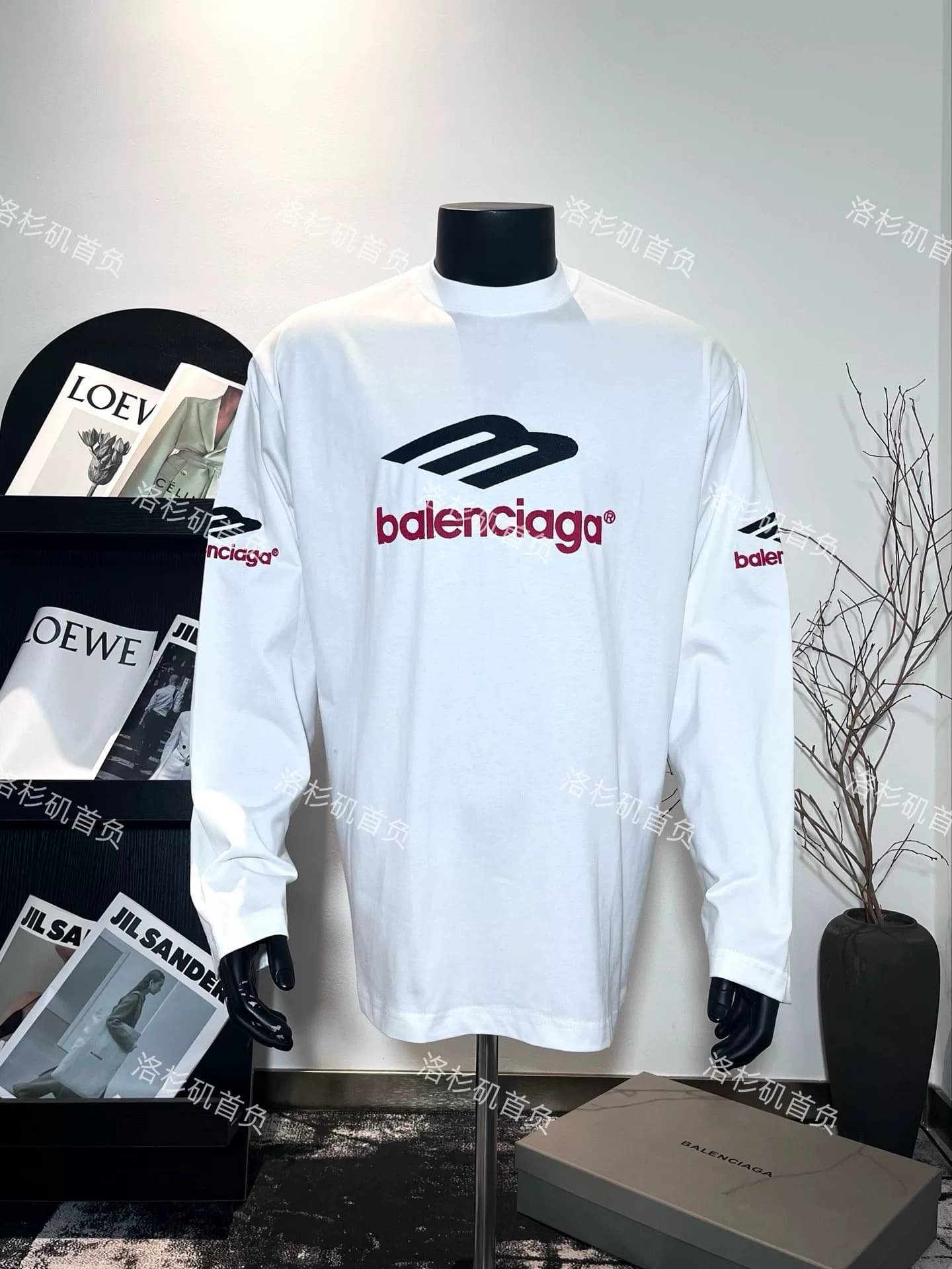 Футболка с длинными рукавами Balenciaga с вышитым логотипом BALENCIAGA спереди и сзади для мужчин и женщин
