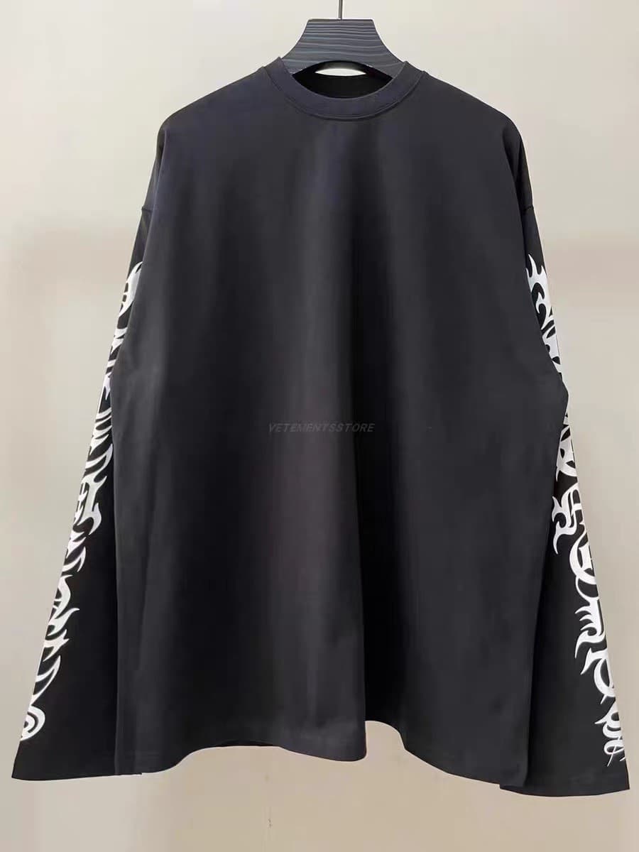 95 новых коллекций VETEMENTS с ограниченным тиражом, черные мужчины и женщины, белая готика