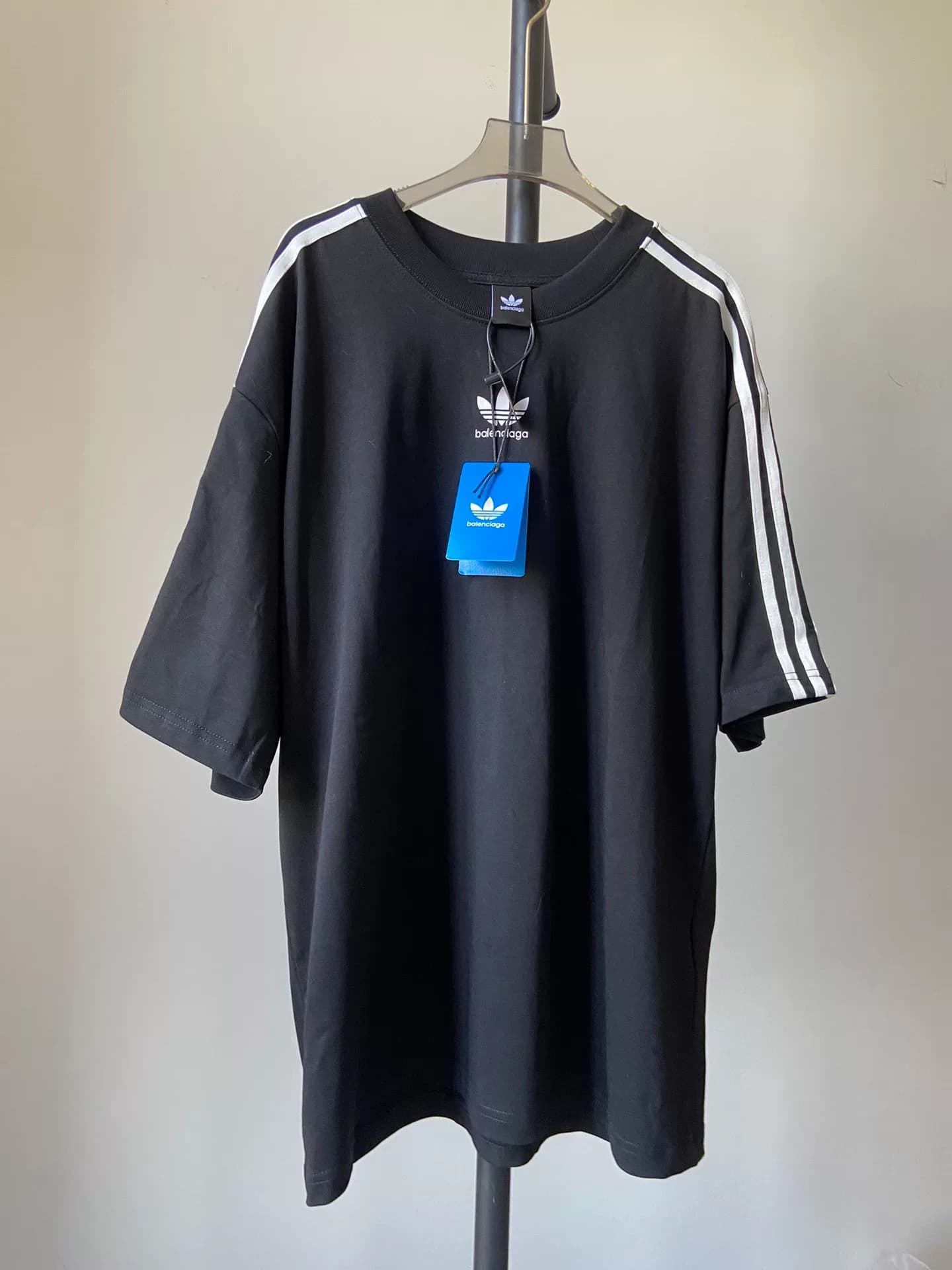 Футболка с короткими рукавами Balenciaga blcg от кобрендинга Adidas clover.размер одежды s 15