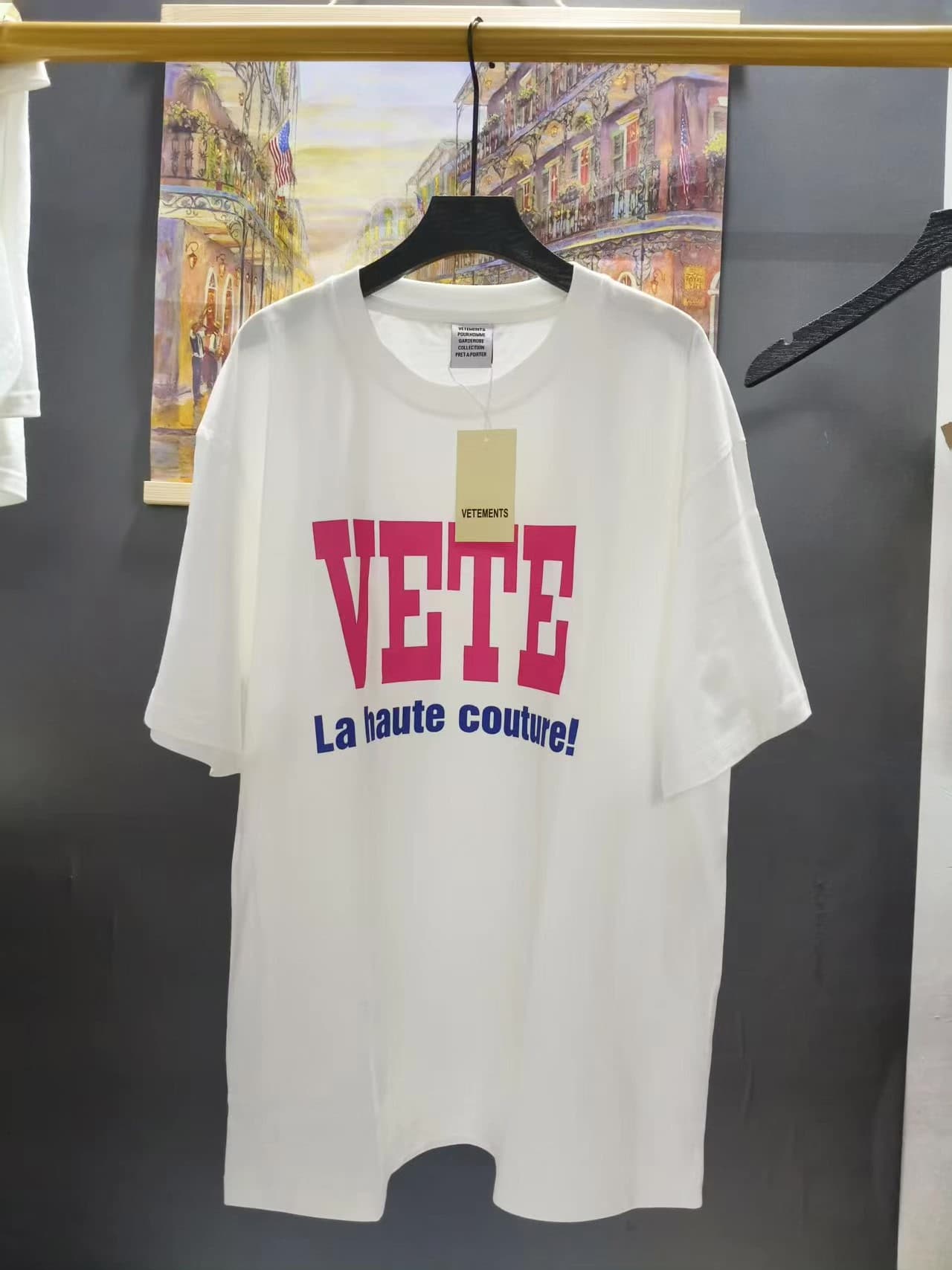 Футболка с коротким рукавом Real shot VETEMENTS с буквенным принтом