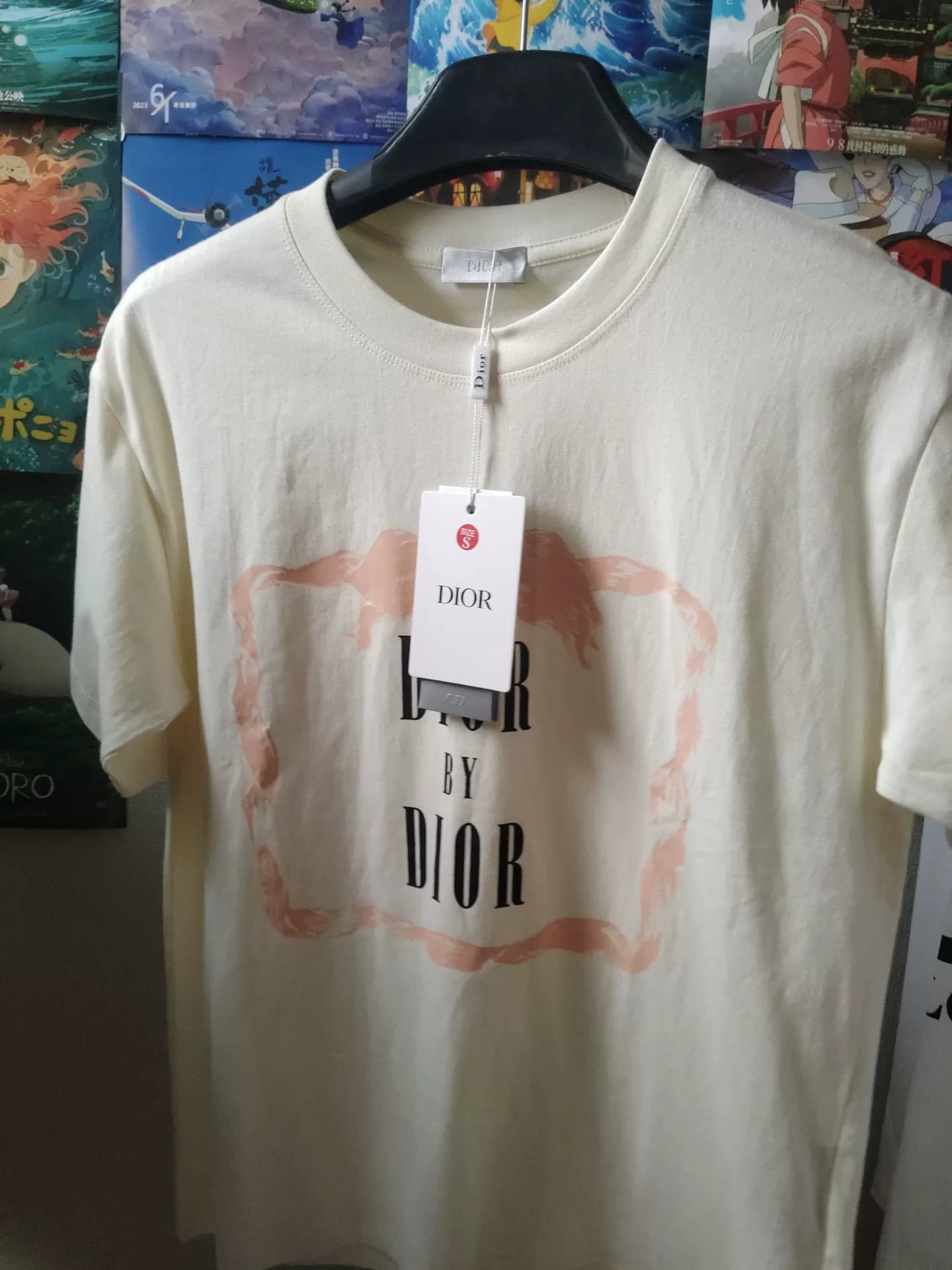 Футболка с короткими рукавами и буквенным принтом бренда DIOR Dior design sense tide