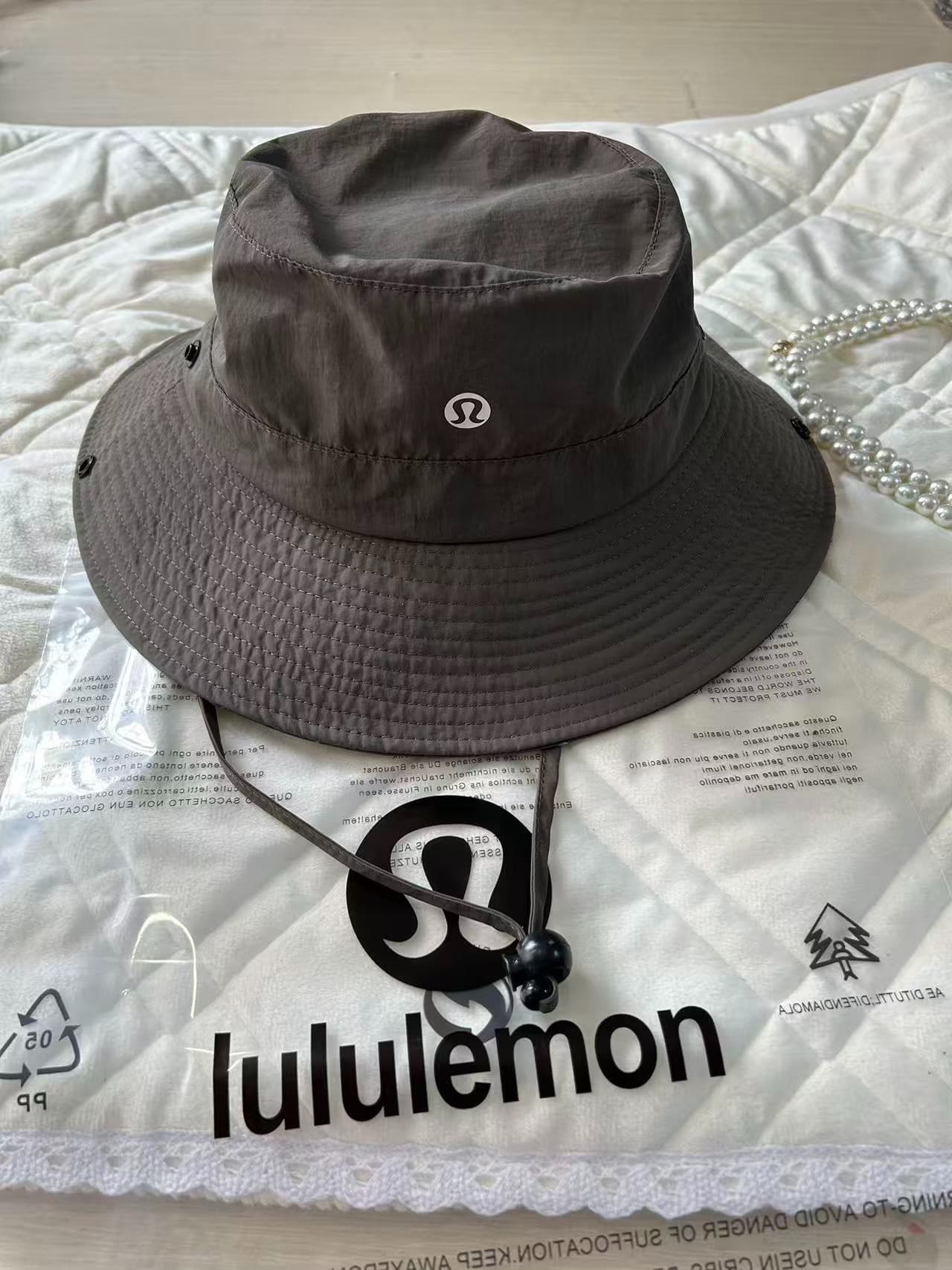 Совершенно новая солнцезащитная рыбацкая шляпа lululemon с биркой, доступно шесть цветов: черный, карточка
