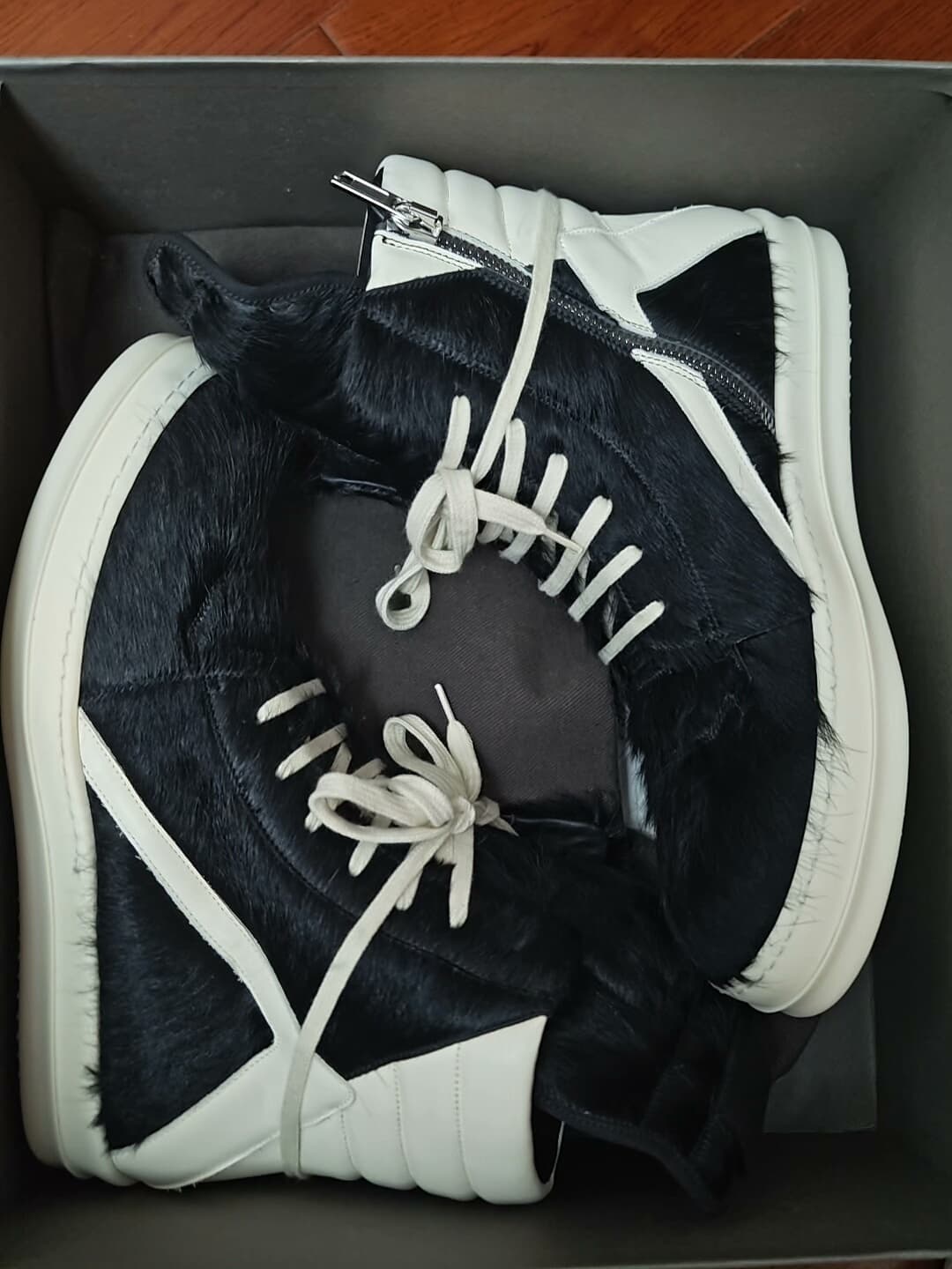 Мохер с перевернутым треугольником от Rickowens