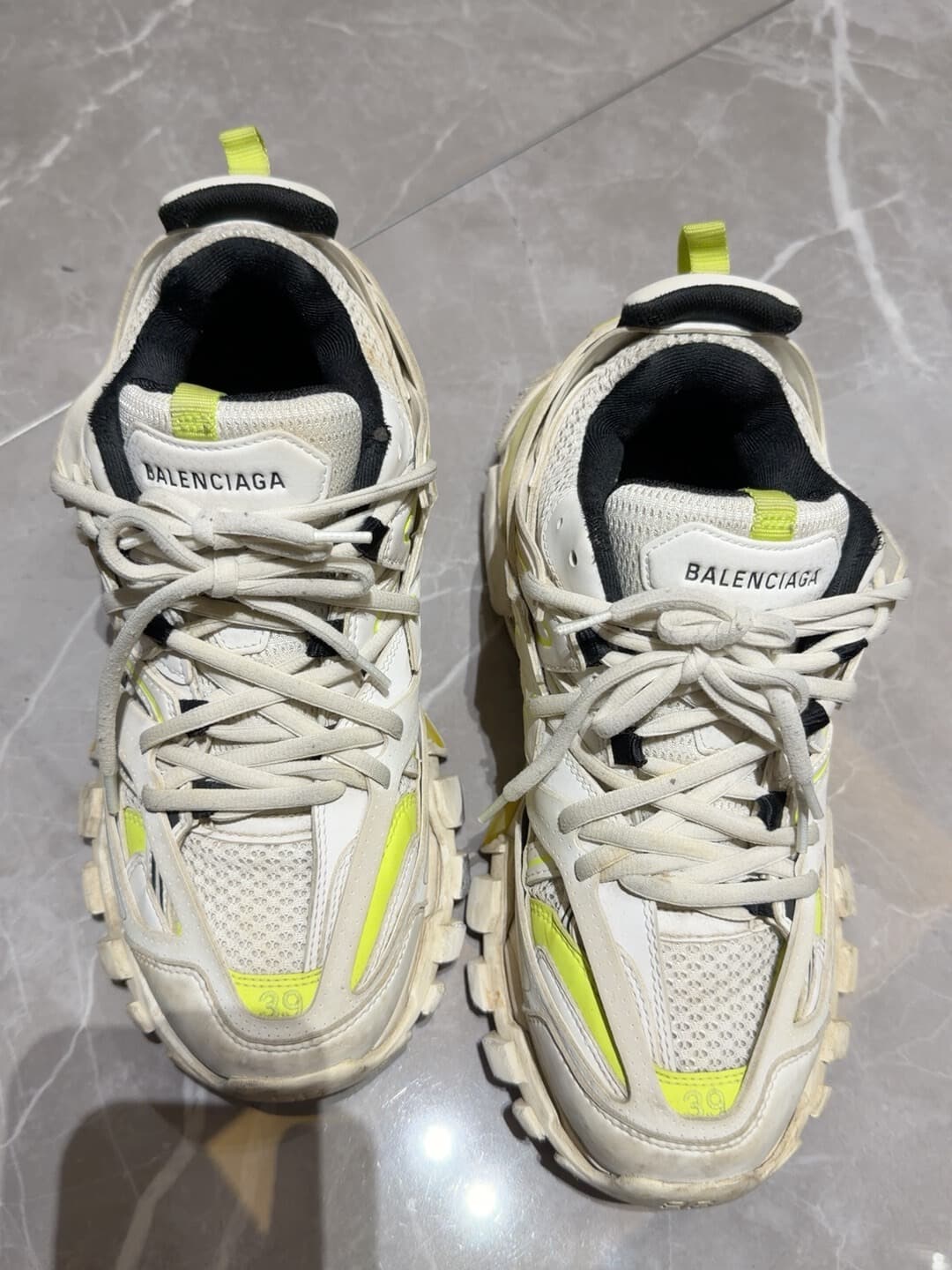 Кроссовки Balenciaga Track Daddy Shoes Серия кроссовок Balenciaga Track Daddy Shoes,