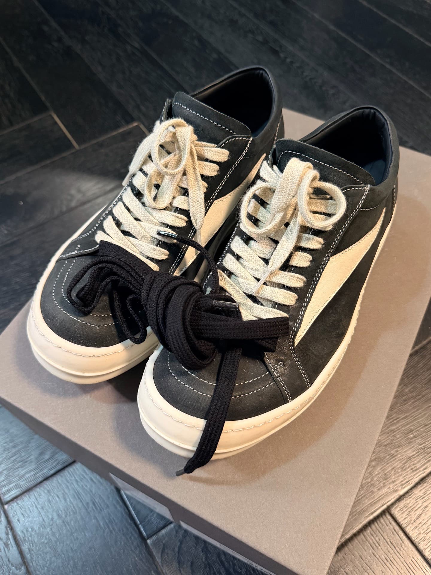 Женская обувь RICK OWENS main line, размер 38, женская обувь в черно-белой цветовой гамме, материал - воловья кожа