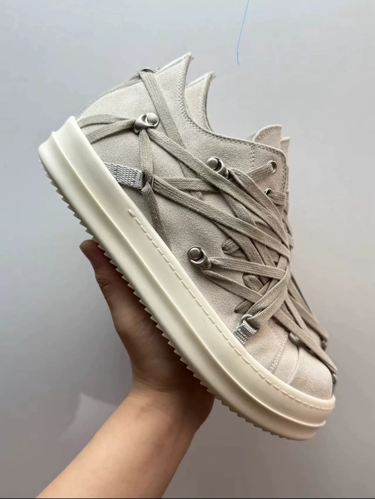 Рик Оуэнс Rick Owens - кроссовки с низким верхом, пентаграмма, молочный низ, сумасшедший галстук