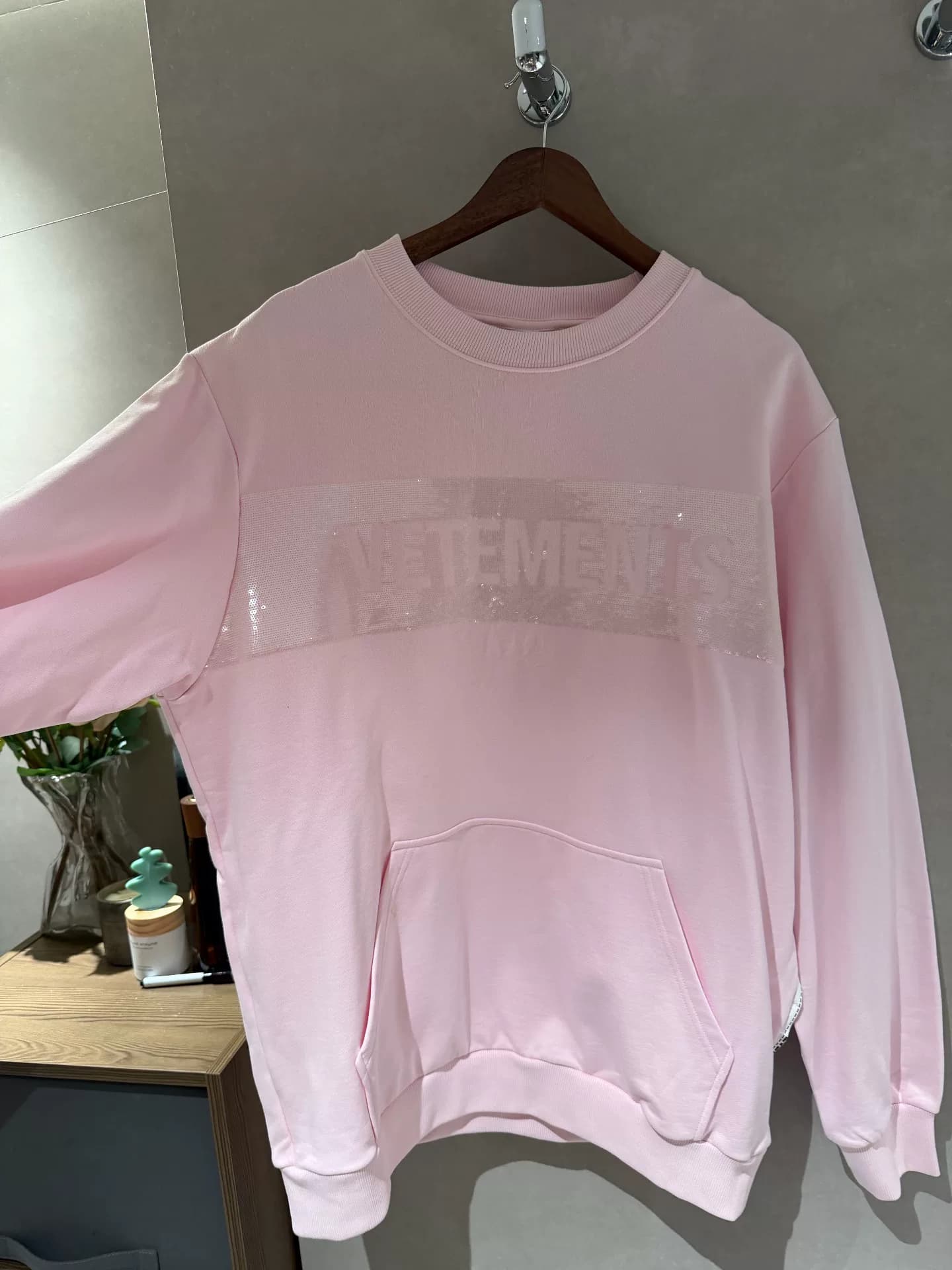 Розовый свитер Vetements 2XL