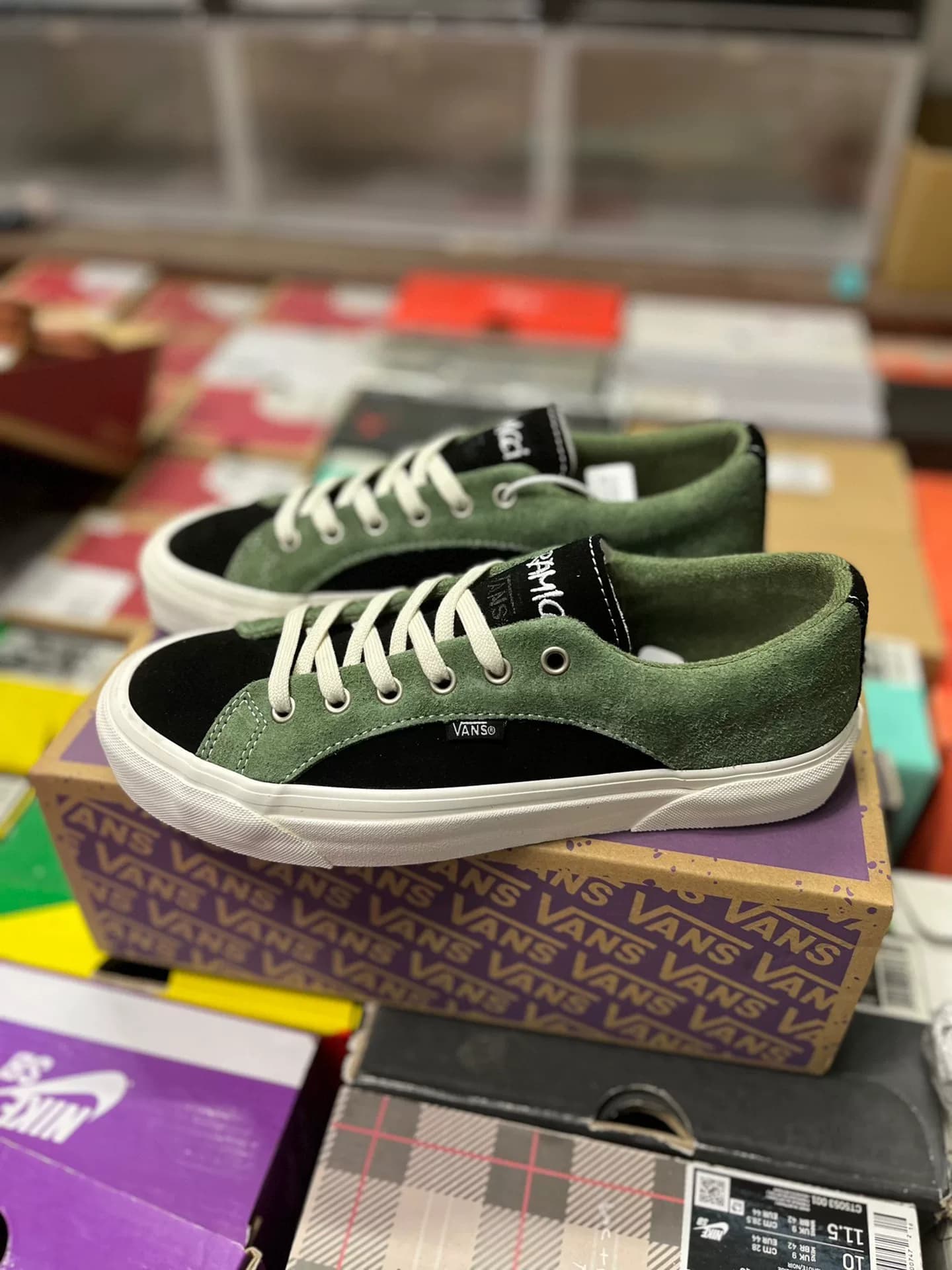 Кобрендинг GRAMiCCi x VANS Lampin 86 DX
