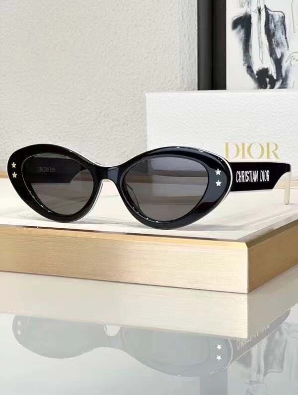 Солнцезащитные очки DIOR DIOR Pacific B1U в двухцветном исполнении