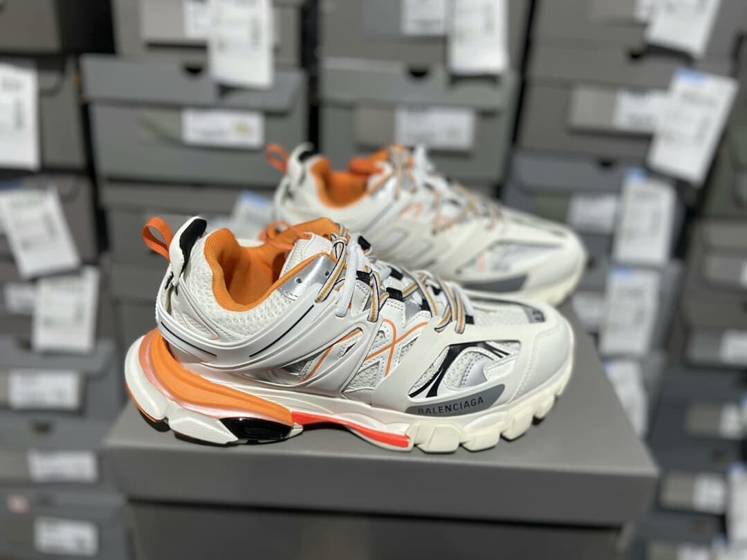 Balenciaga Кроссовки Balenciaga 1.0 Удобные и универсальные