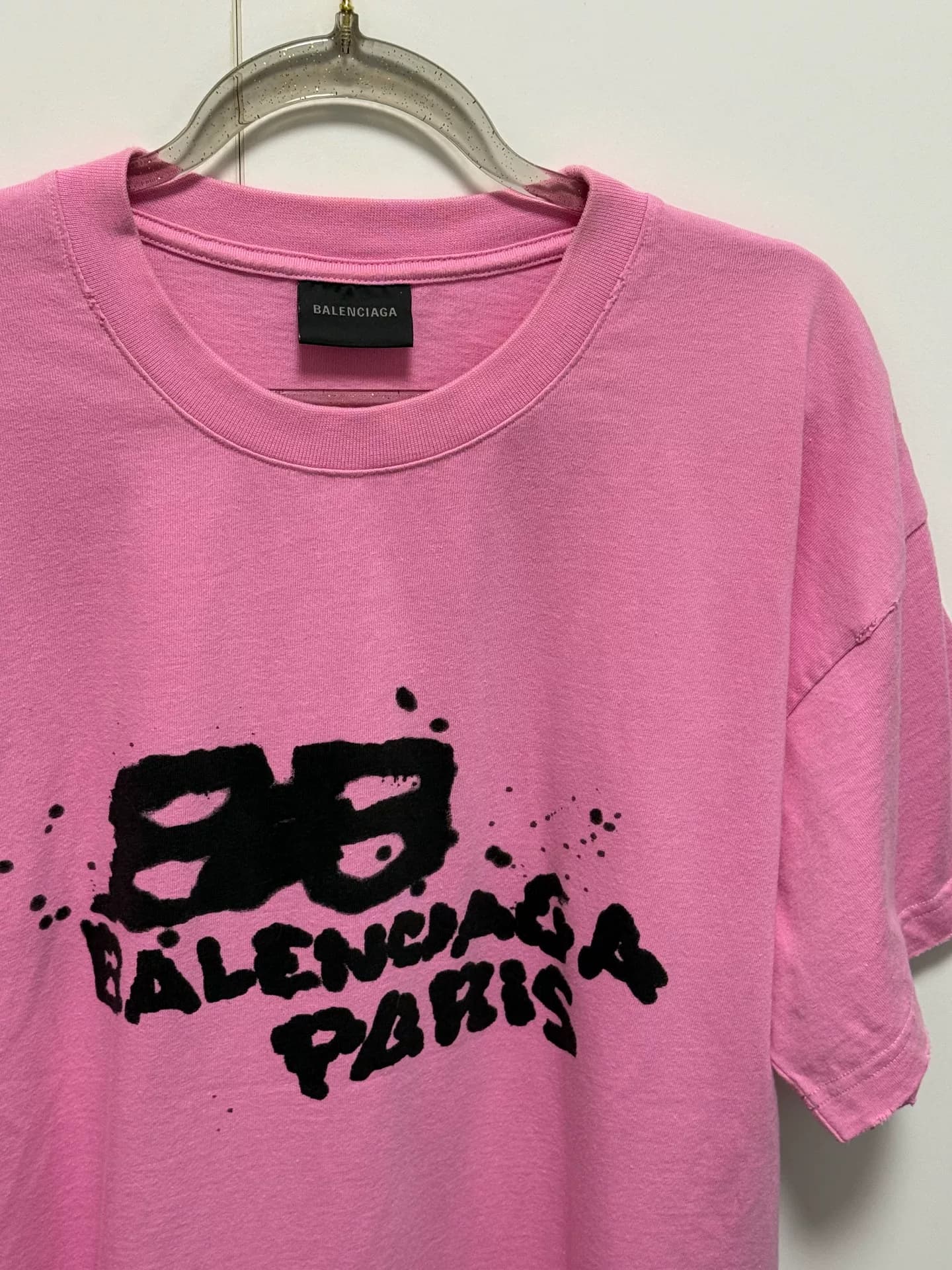 Розовая футболка с надписью Balenciaga BALENCIAGA