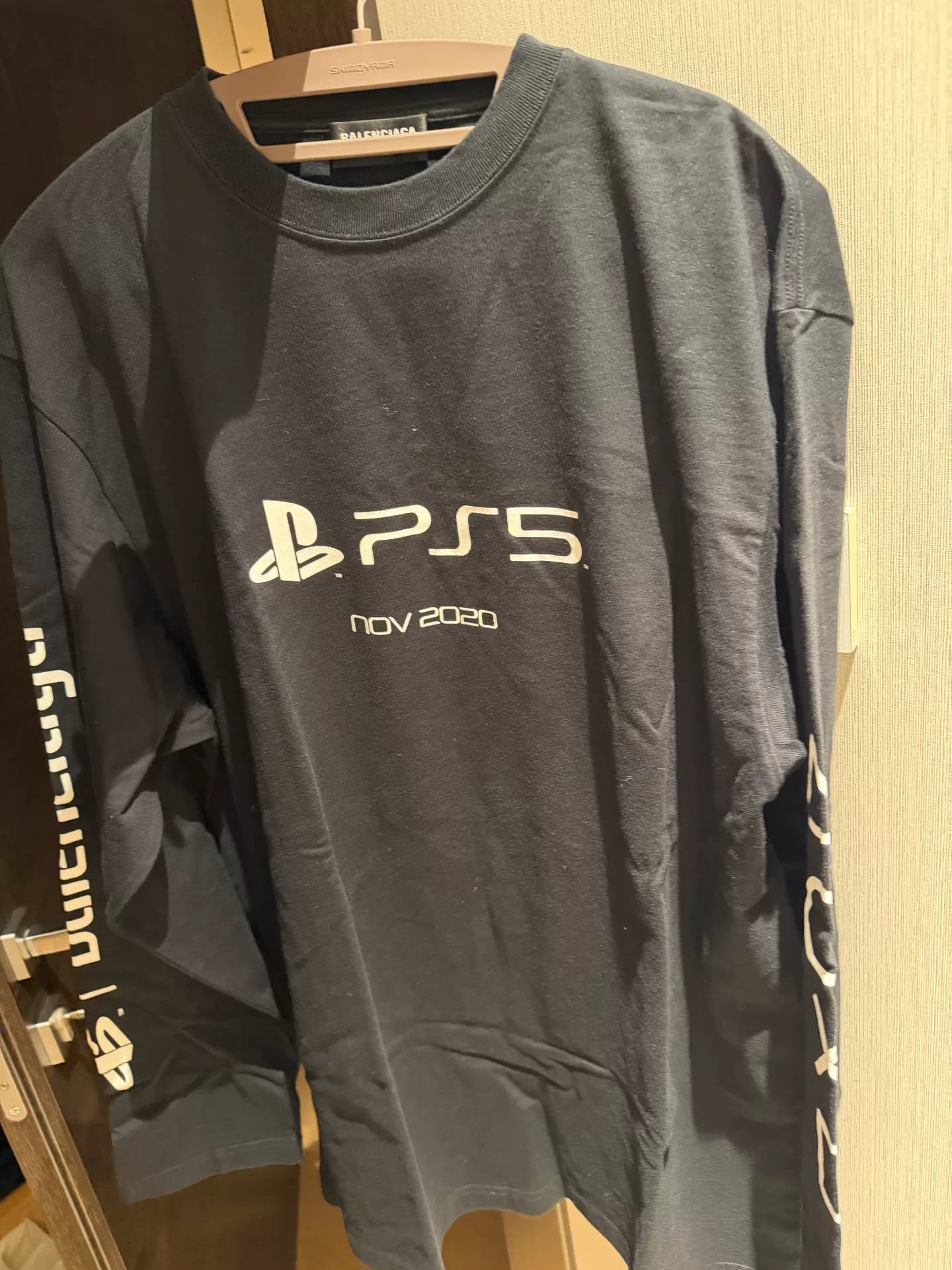 Черная футболка Balenciaga x PS5 joint с длинными рукавами, размер S