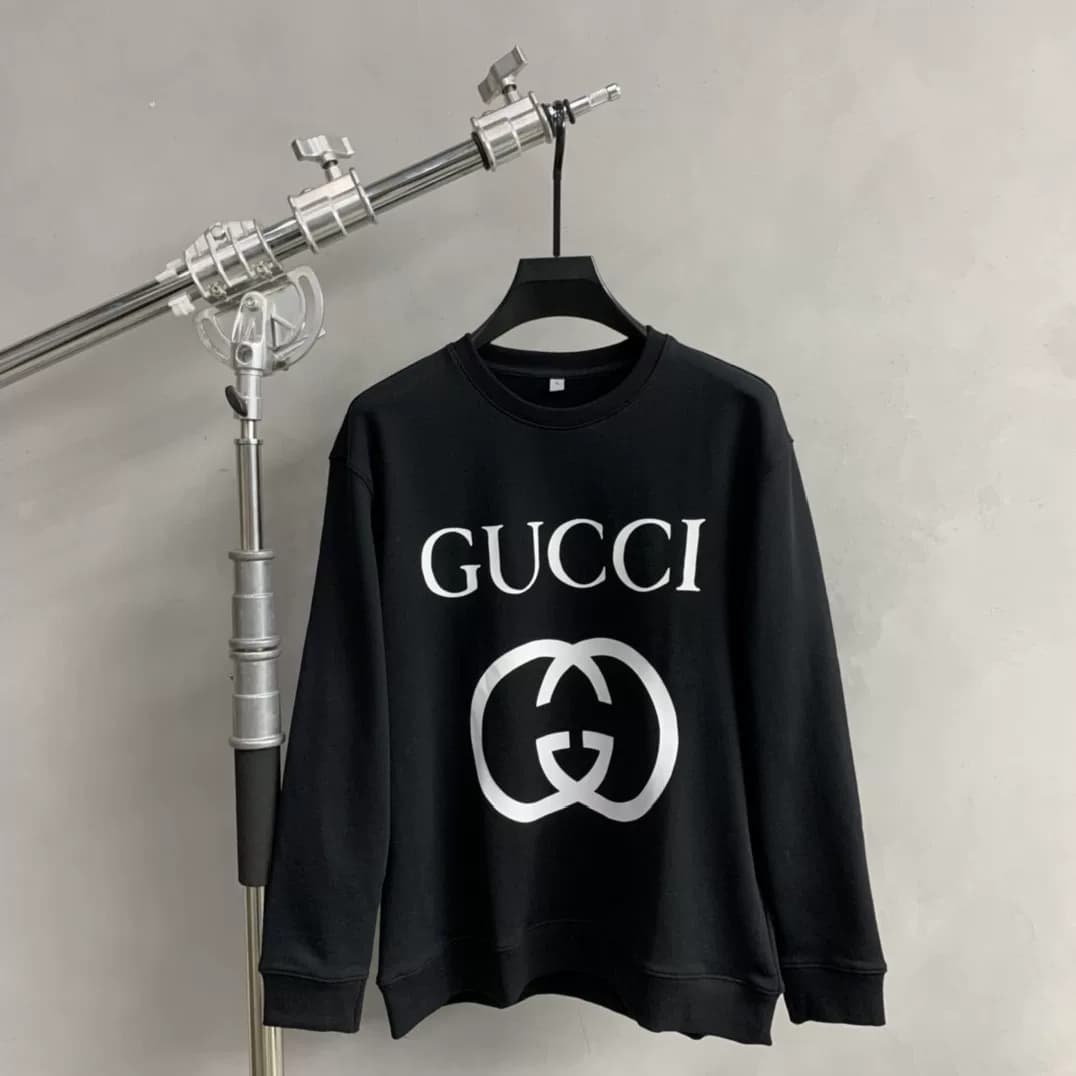 Свитер с круглым вырезом и принтом от бренда GUCCI Gucci design sense tide