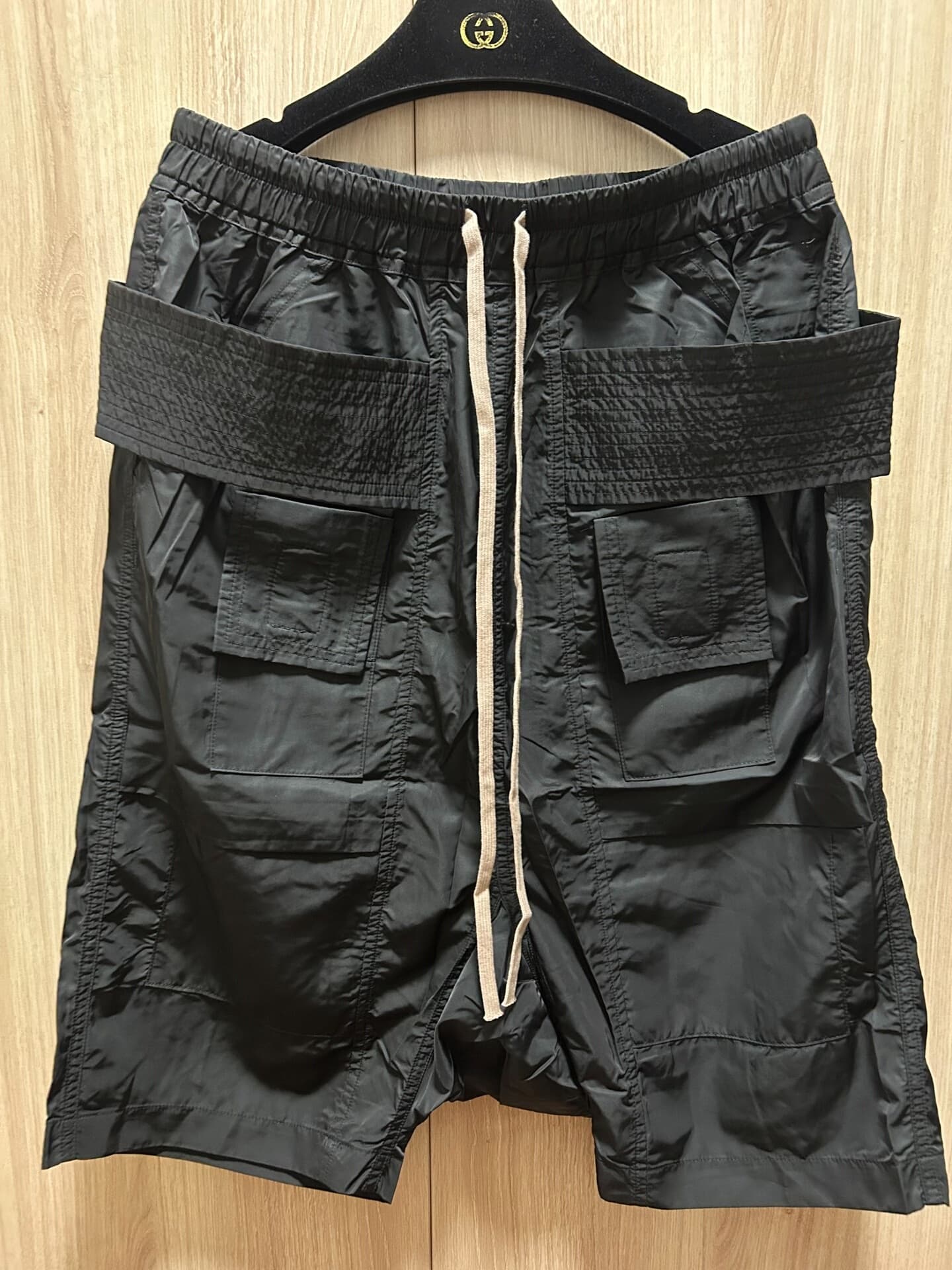 шорты ro American rick owens с двойным кольцом из гладкой атласной ткани