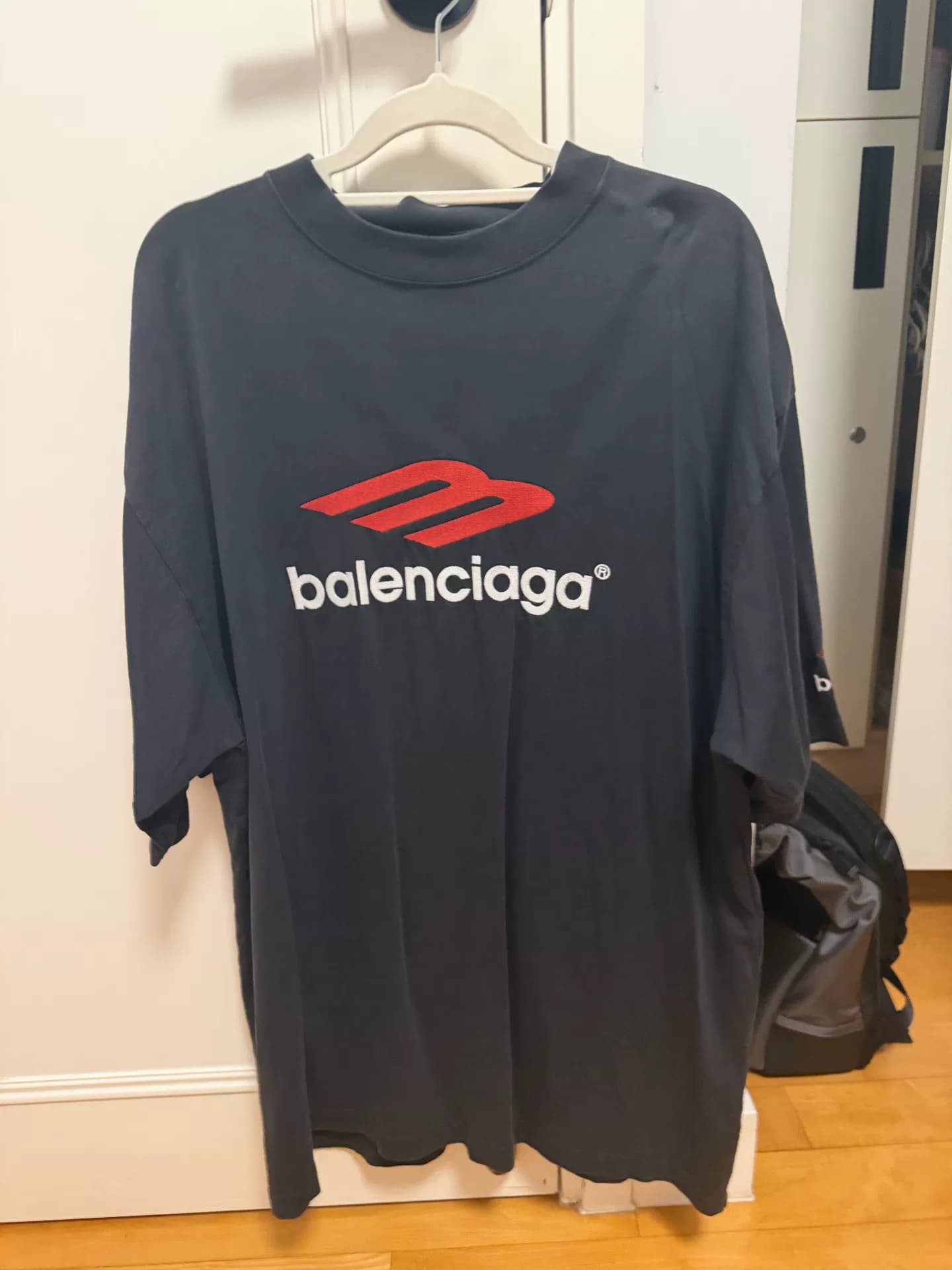 Короткий рукав от Balenciaga