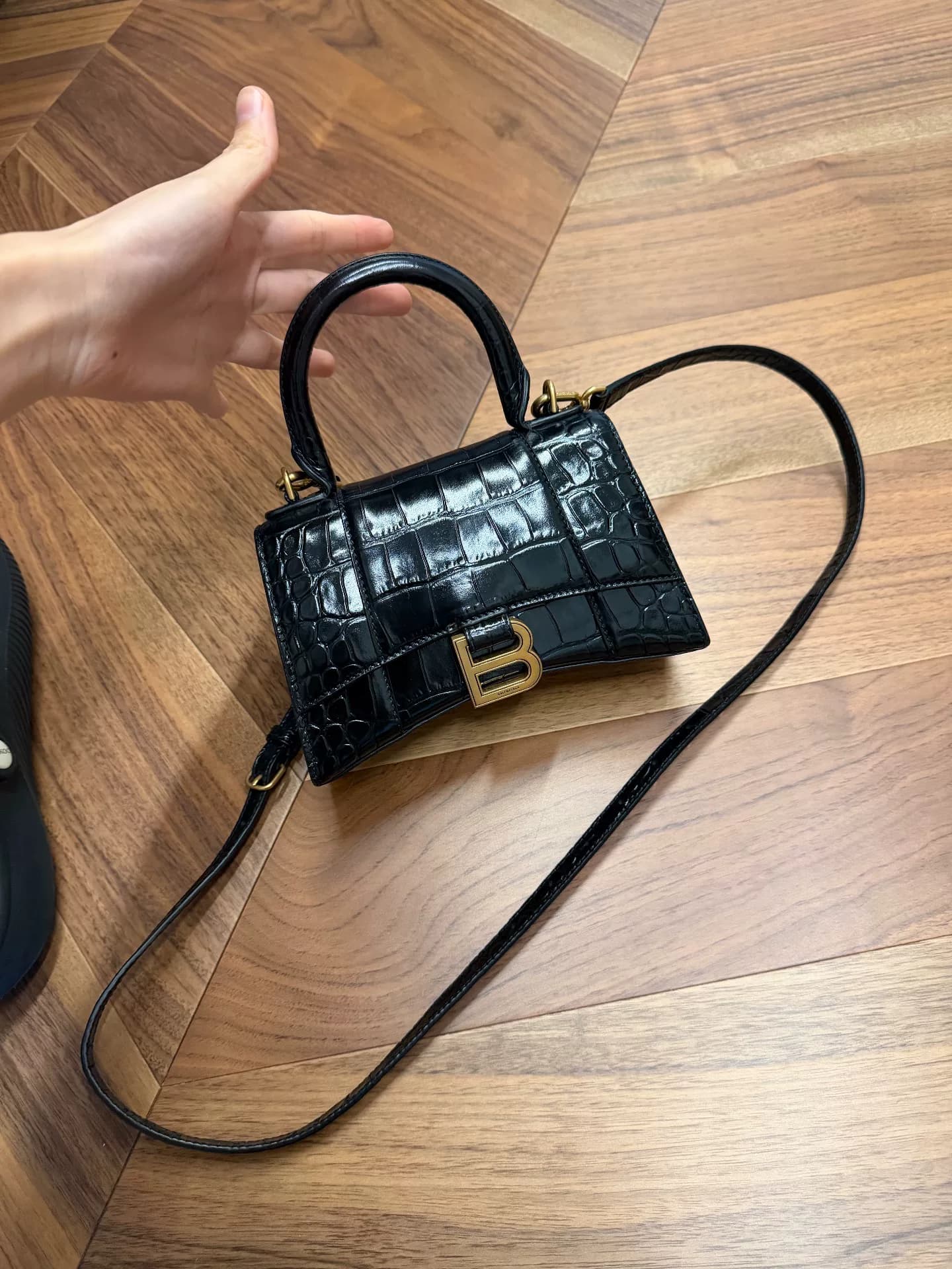 Сумка Balenciaga XS совсем новая, не слишком много фотографий "спина к спине", реальные снимки, если вы тот самый, взгляните на это сокровище.